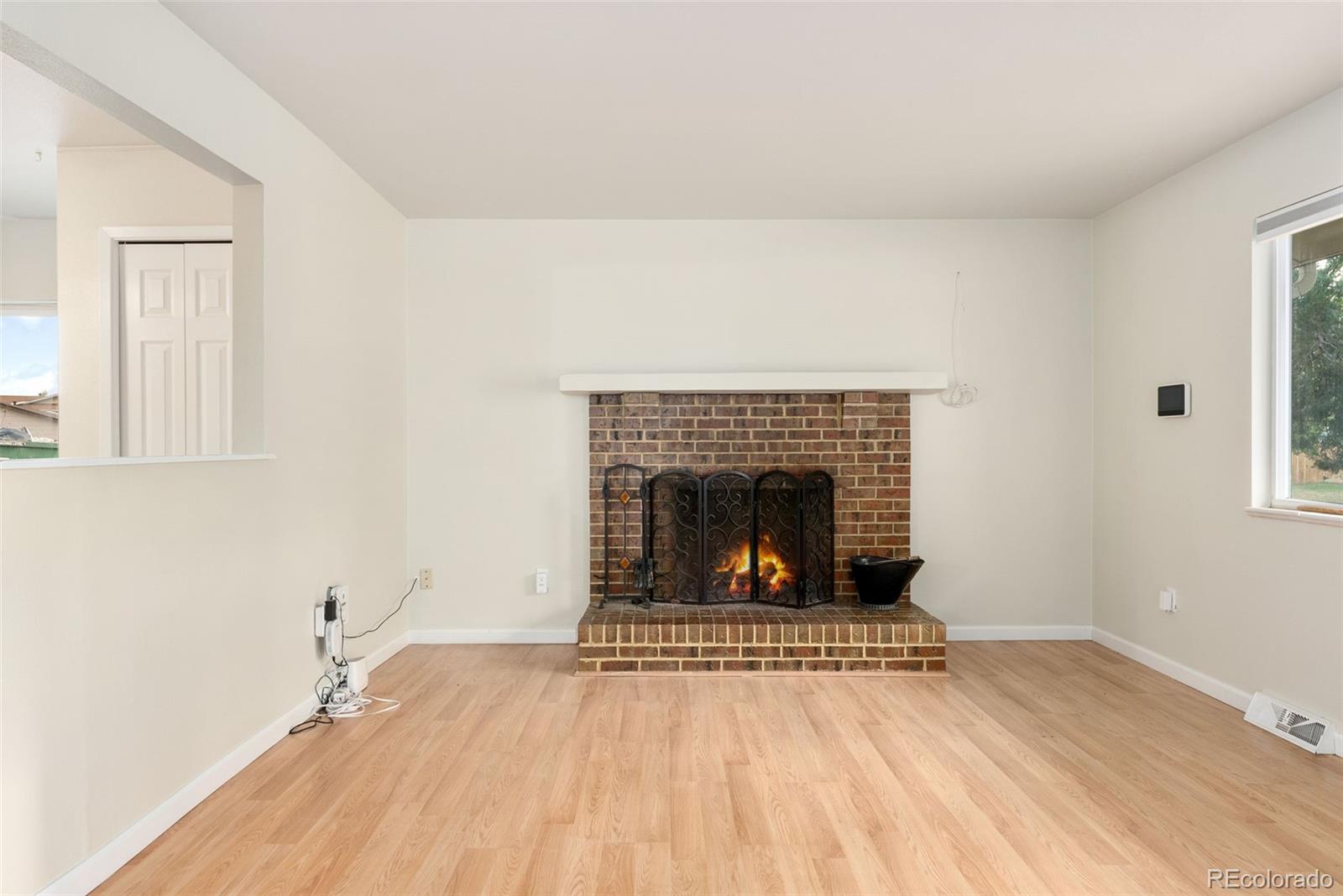 MLS Image #3 for 1102  nucla street,aurora, Colorado