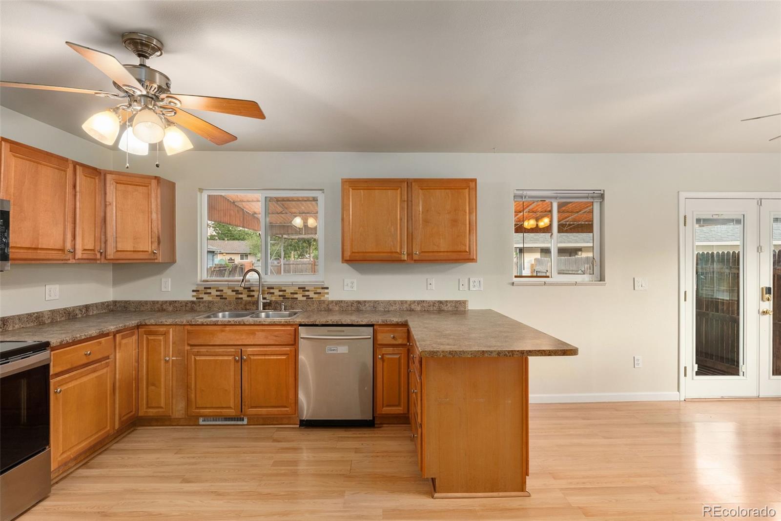 MLS Image #7 for 1102  nucla street,aurora, Colorado