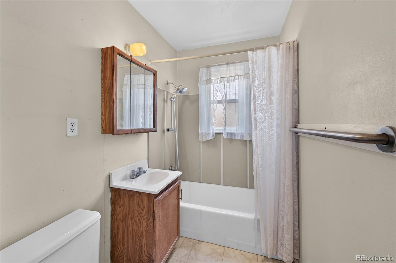 MLS Image #12 for 10831  lowry place,aurora, Colorado