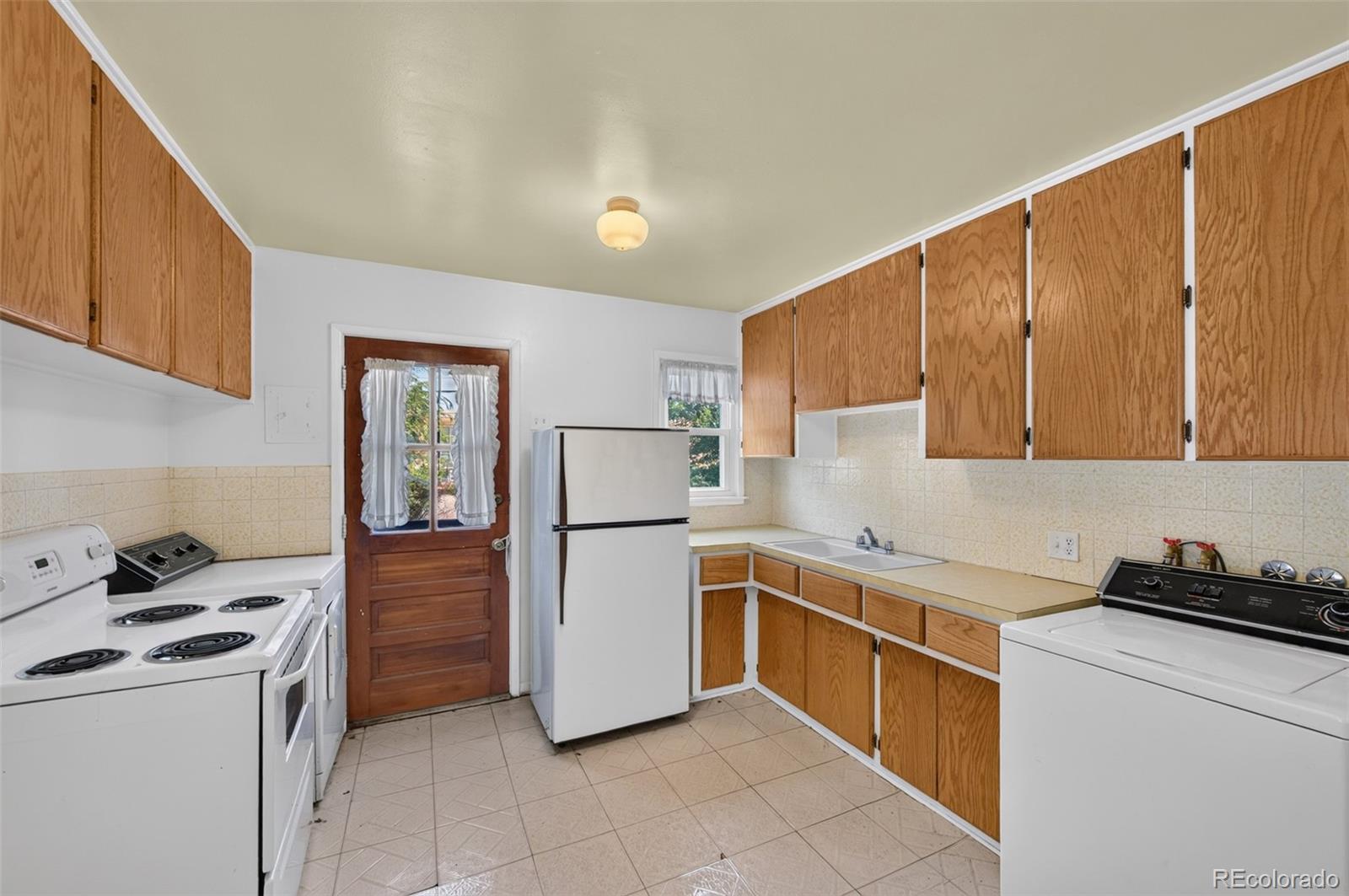 MLS Image #9 for 10831  lowry place,aurora, Colorado