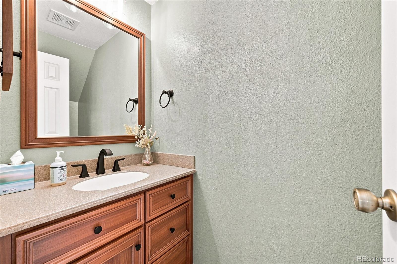 MLS Image #8 for 12890 e kansas place ,aurora, Colorado