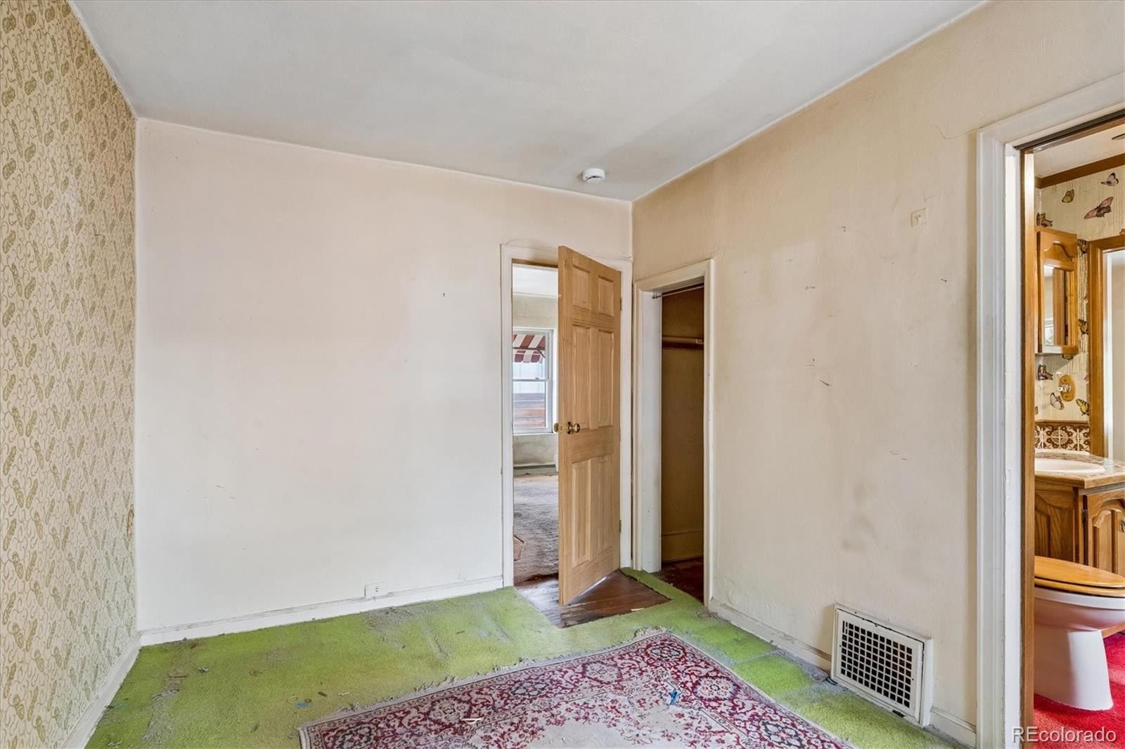 MLS Image #12 for 3828  wyandot street,denver, Colorado