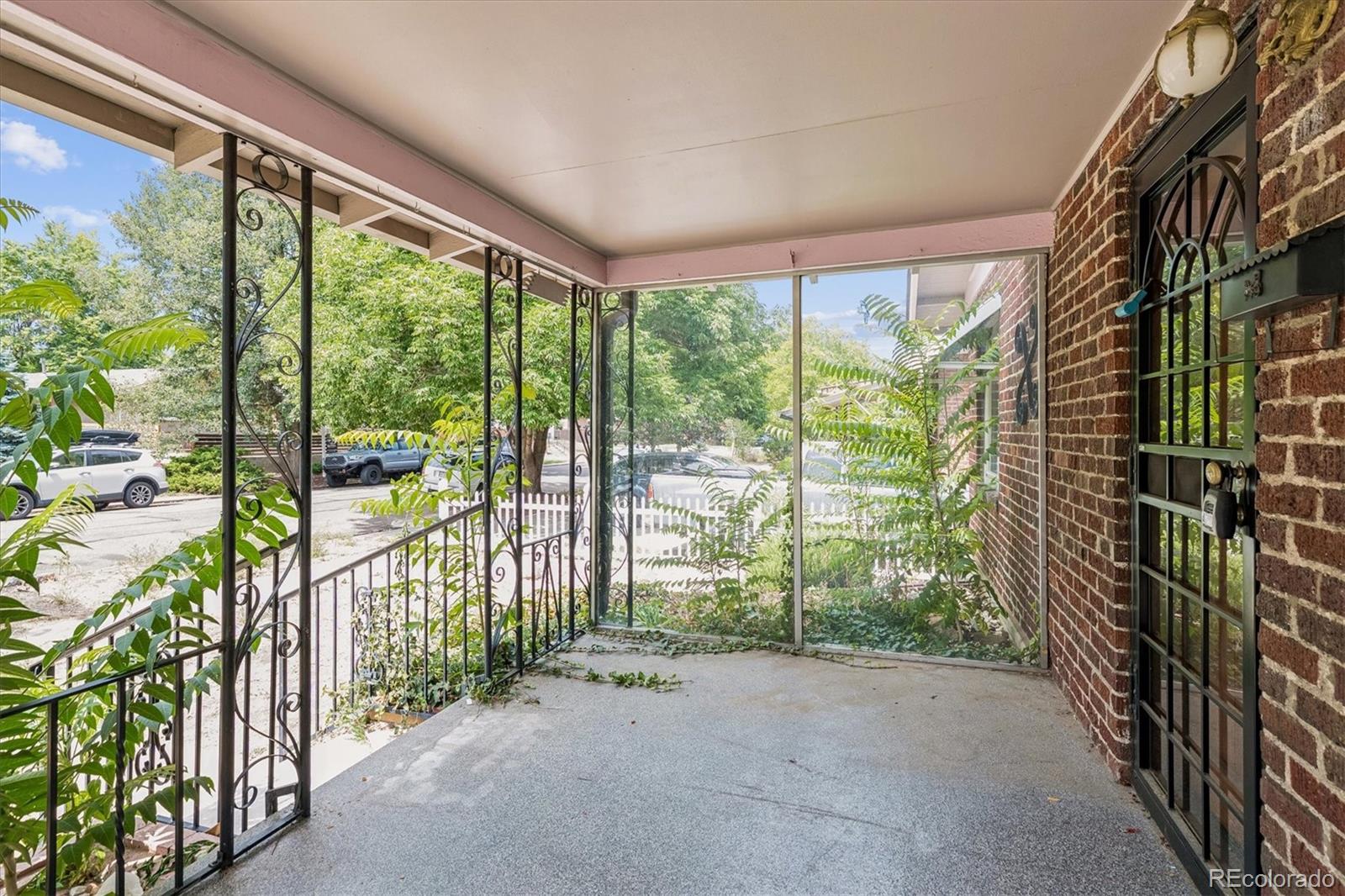 MLS Image #4 for 3828  wyandot street,denver, Colorado