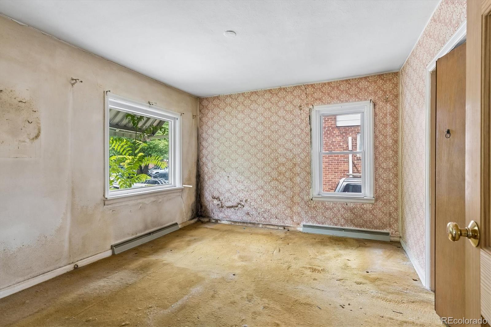 MLS Image #7 for 3828  wyandot street,denver, Colorado