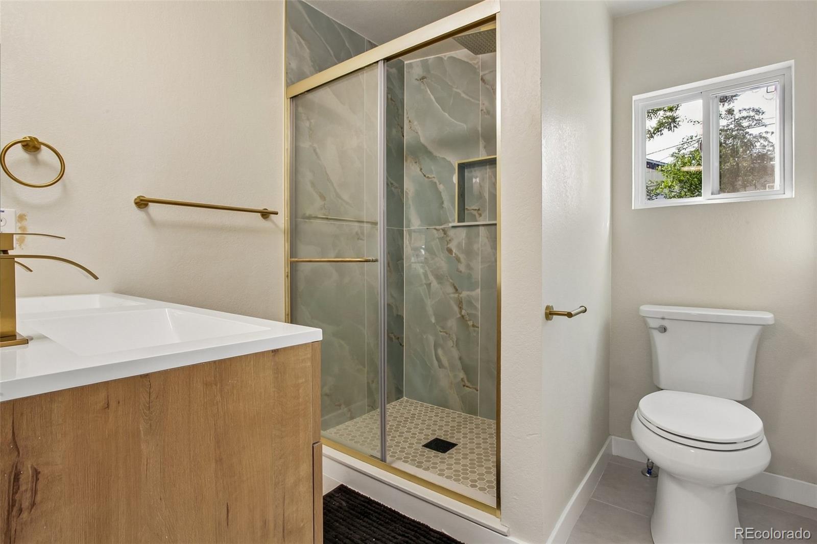 MLS Image #12 for 3273 s elm street,denver, Colorado