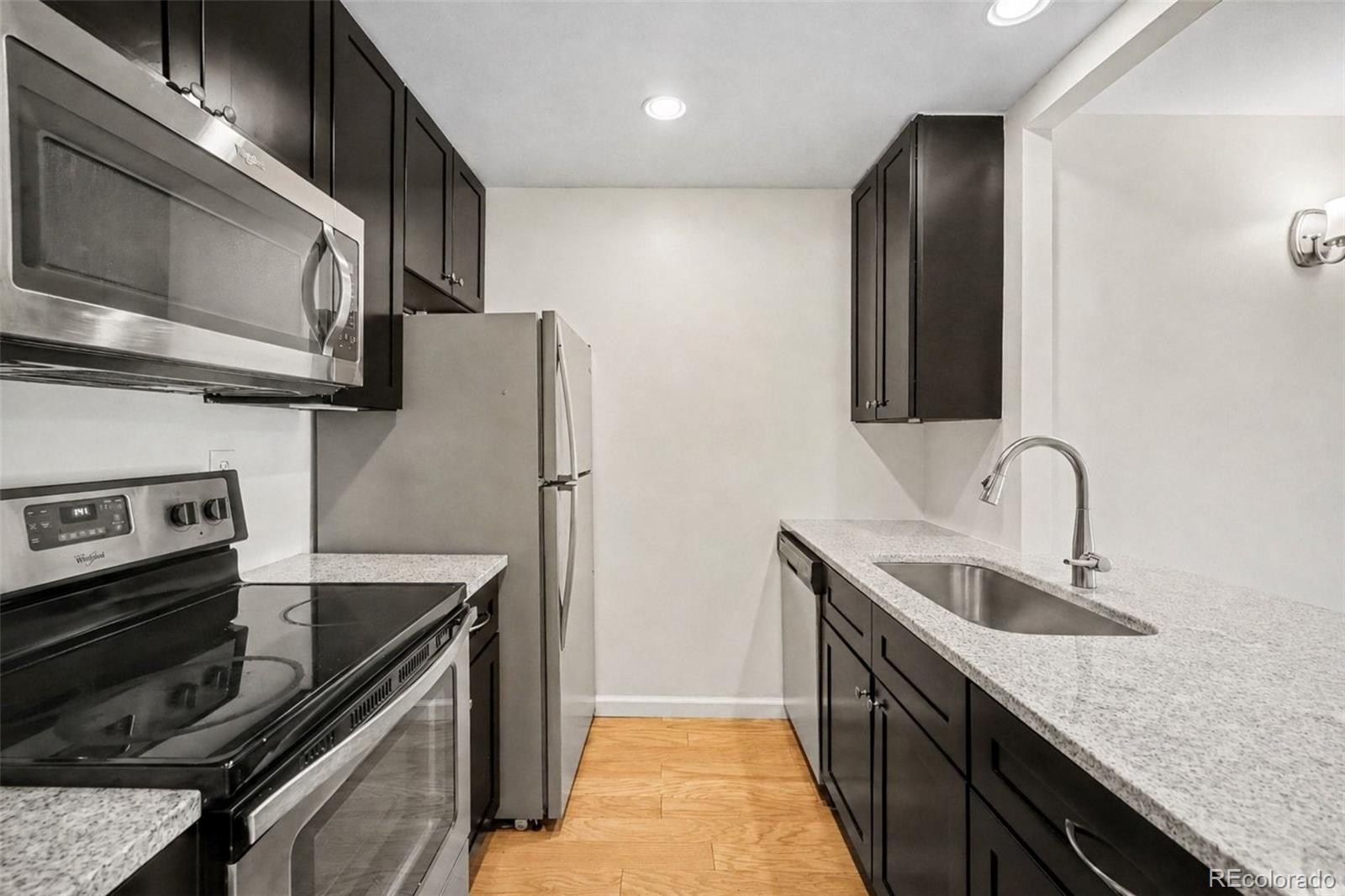 MLS Image #10 for 400 s lafayette street,denver, Colorado