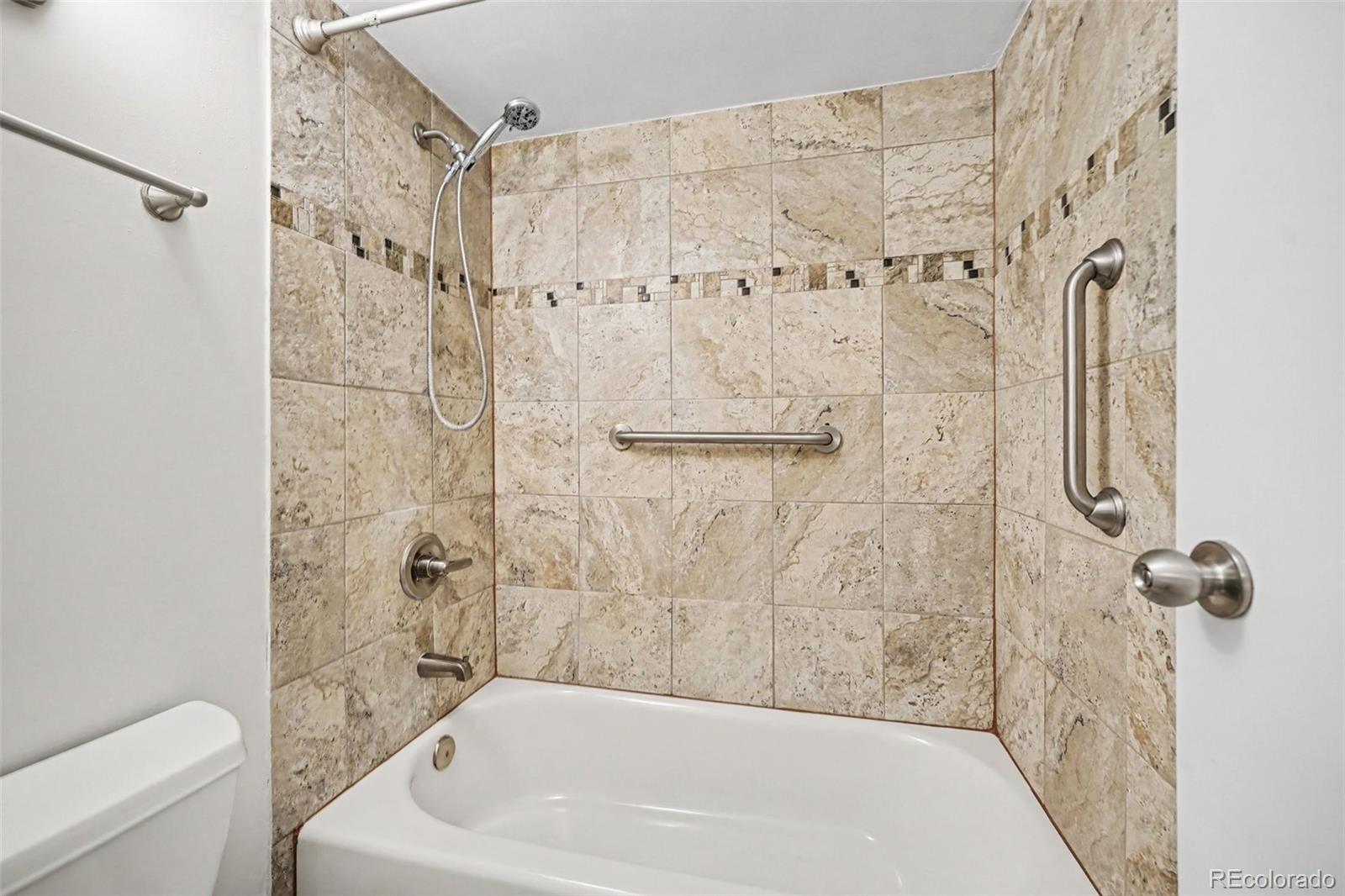 MLS Image #19 for 400 s lafayette street,denver, Colorado