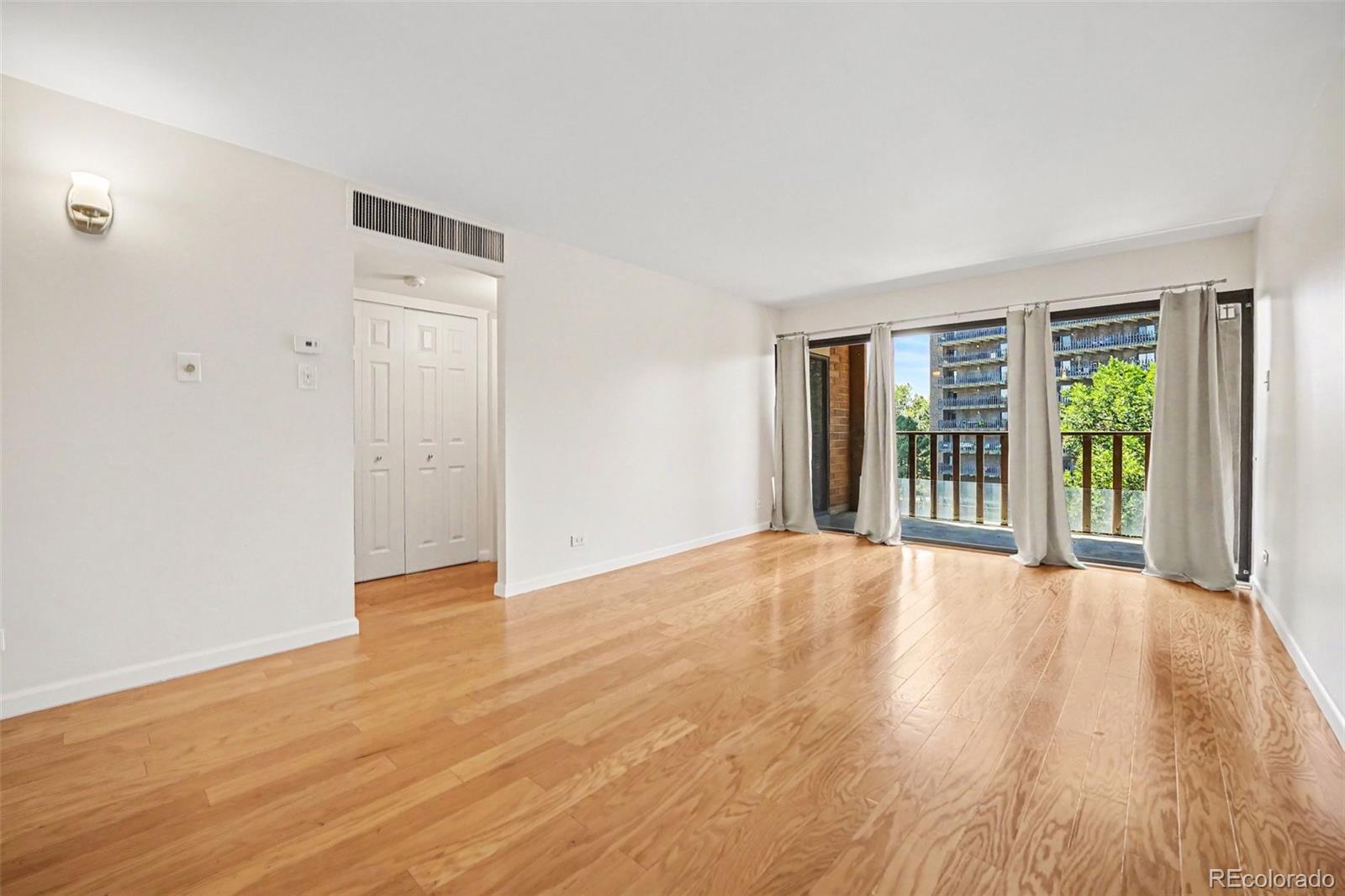 MLS Image #4 for 400 s lafayette street,denver, Colorado
