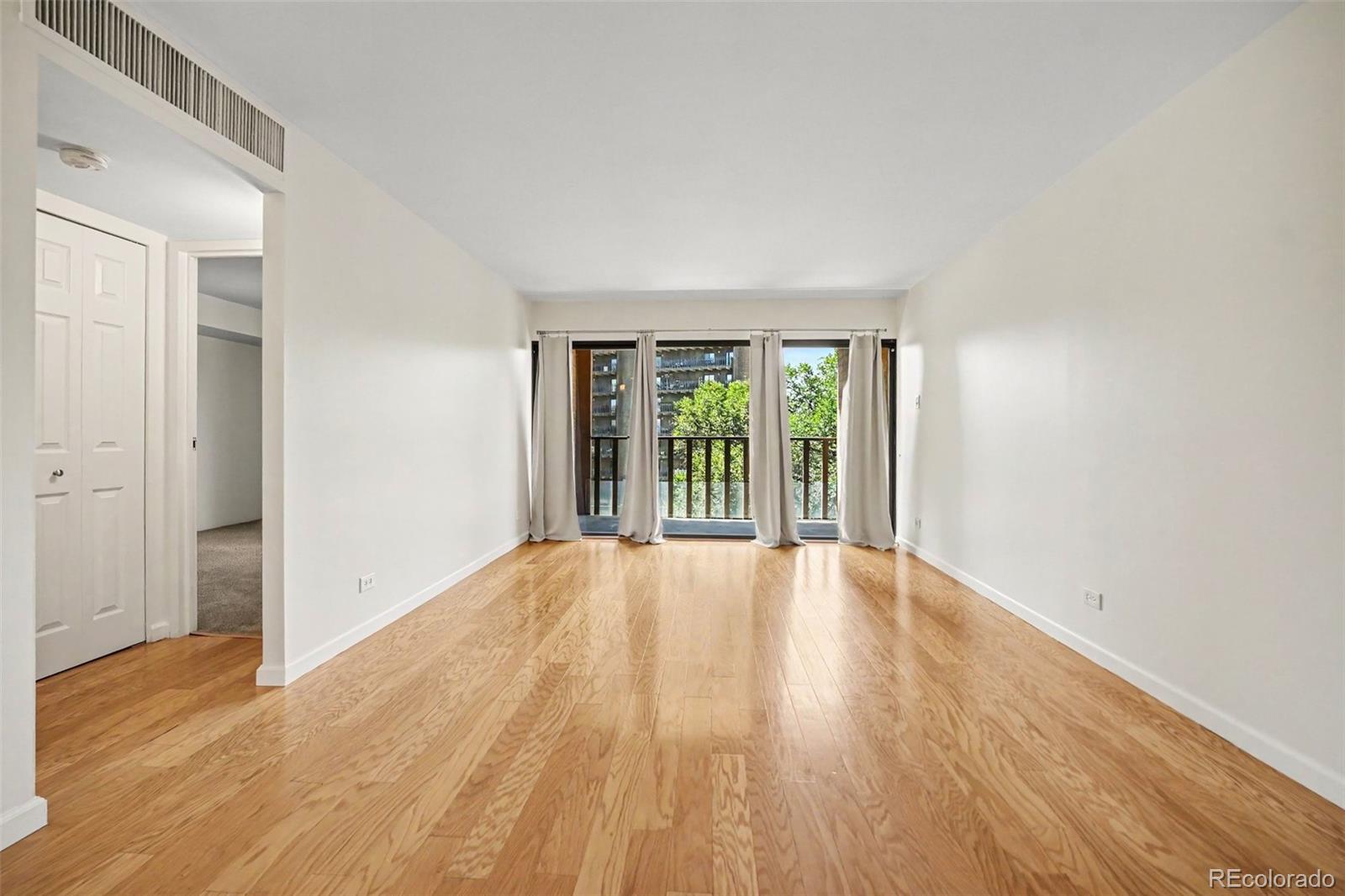 MLS Image #5 for 400 s lafayette street,denver, Colorado