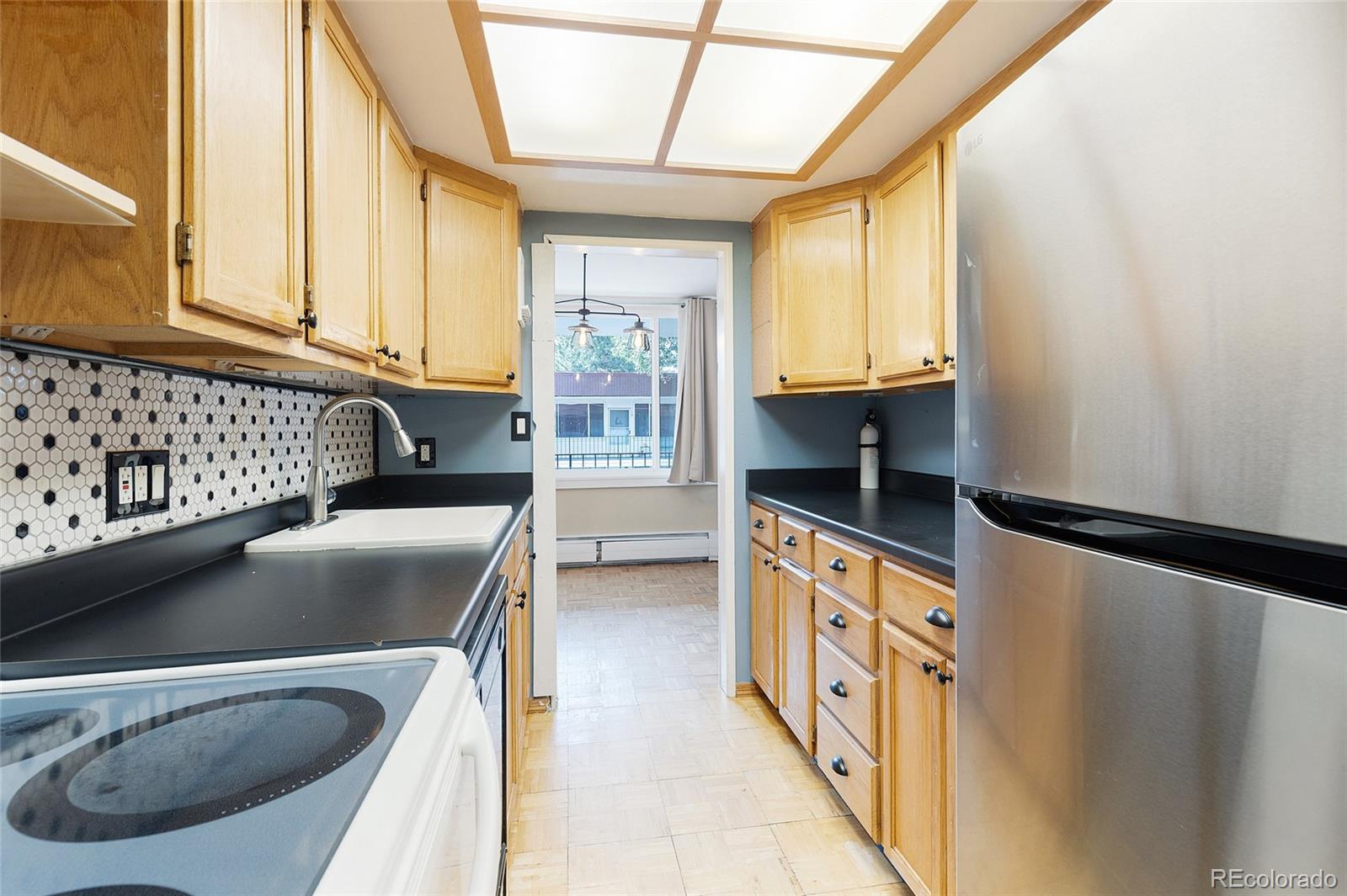 MLS Image #5 for 10165 w 25th avenue,lakewood, Colorado