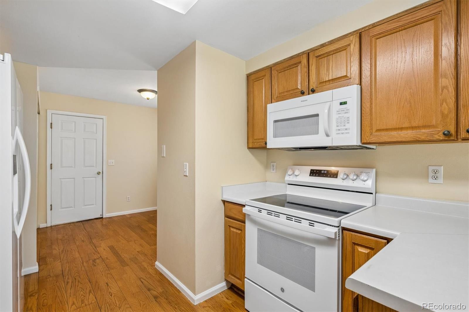 MLS Image #11 for 10229 w fair avenue b,littleton, Colorado