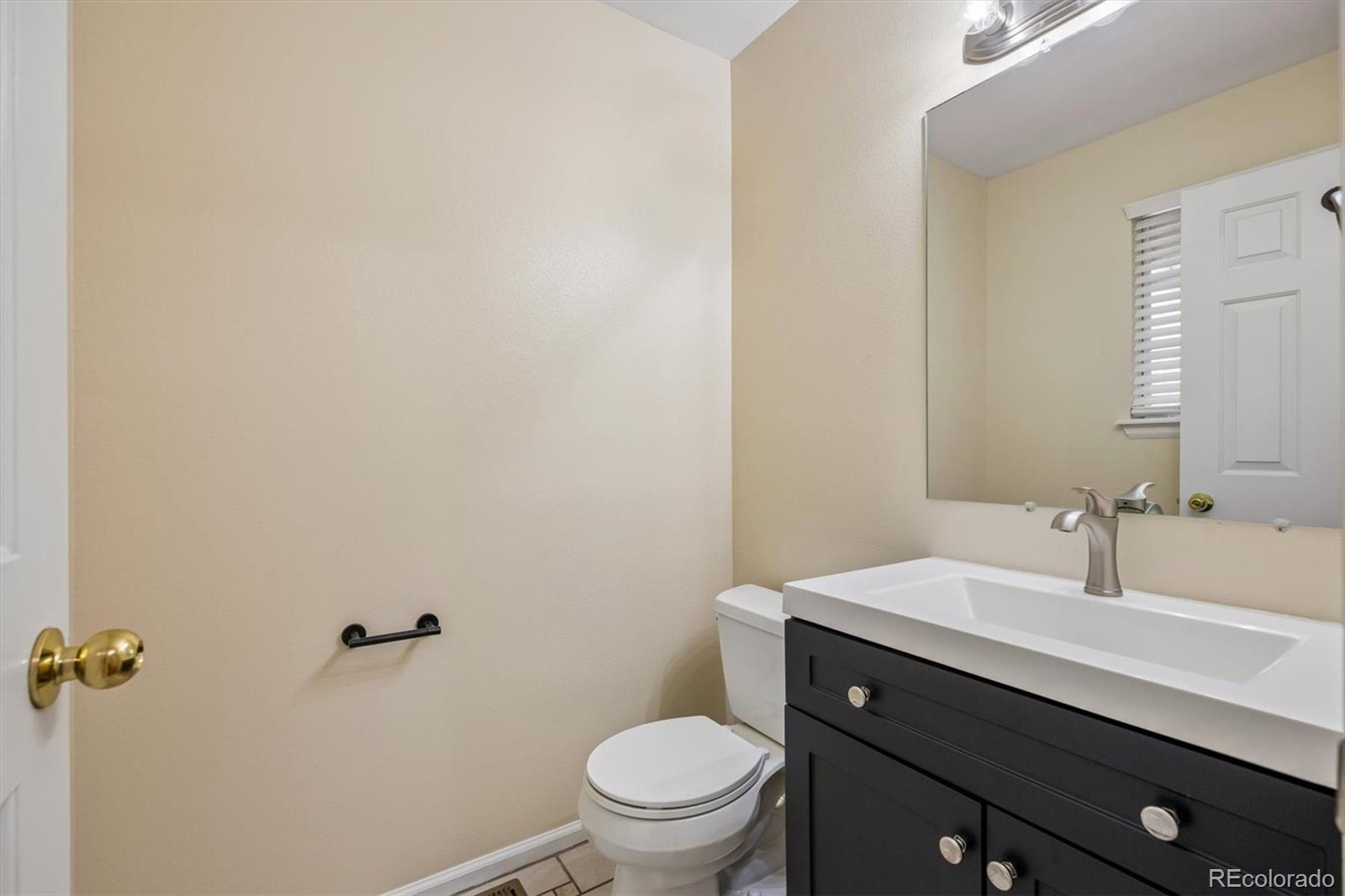 MLS Image #12 for 10229 w fair avenue b,littleton, Colorado