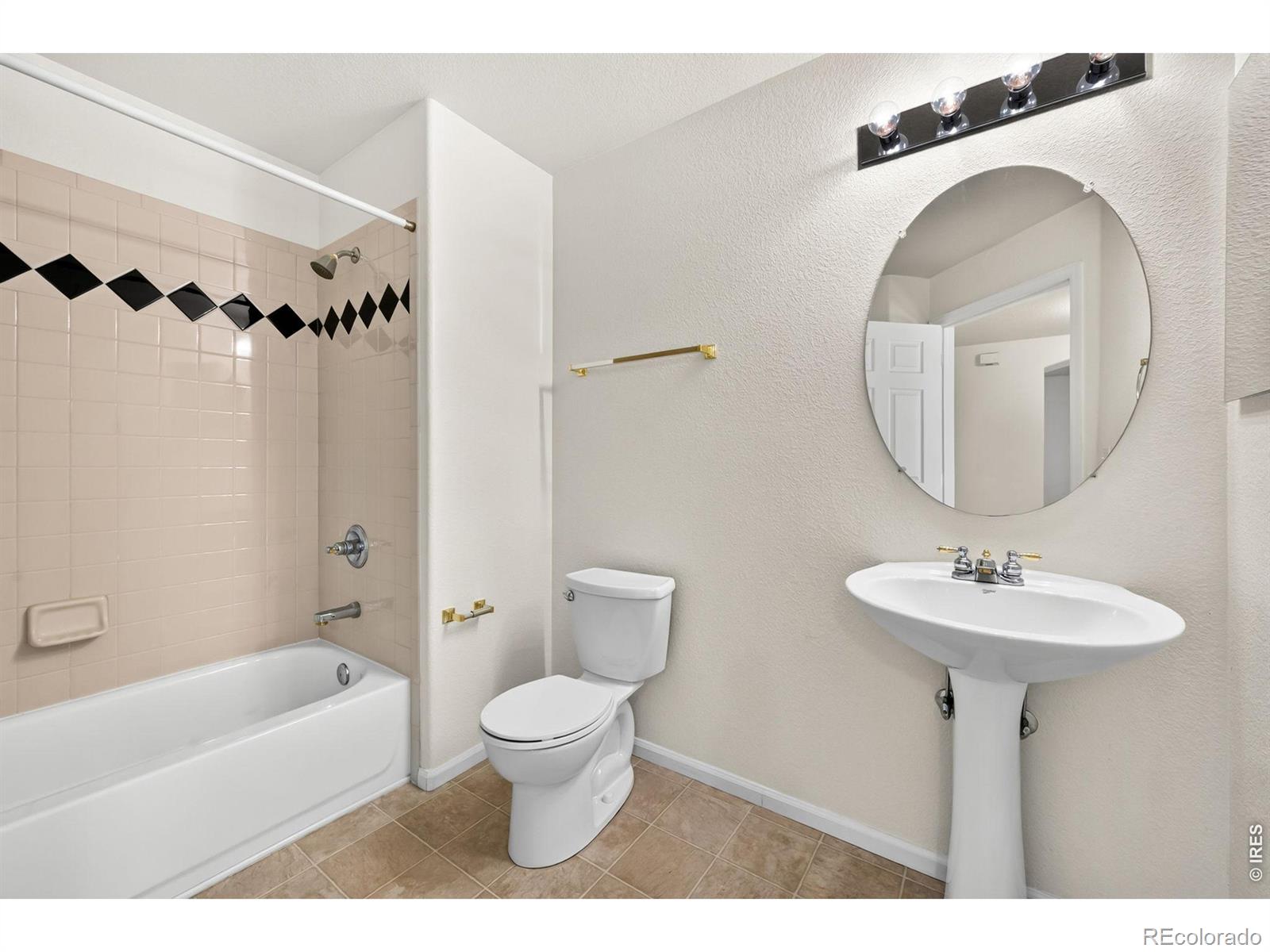 MLS Image #13 for 1703  whitehall drive,longmont, Colorado