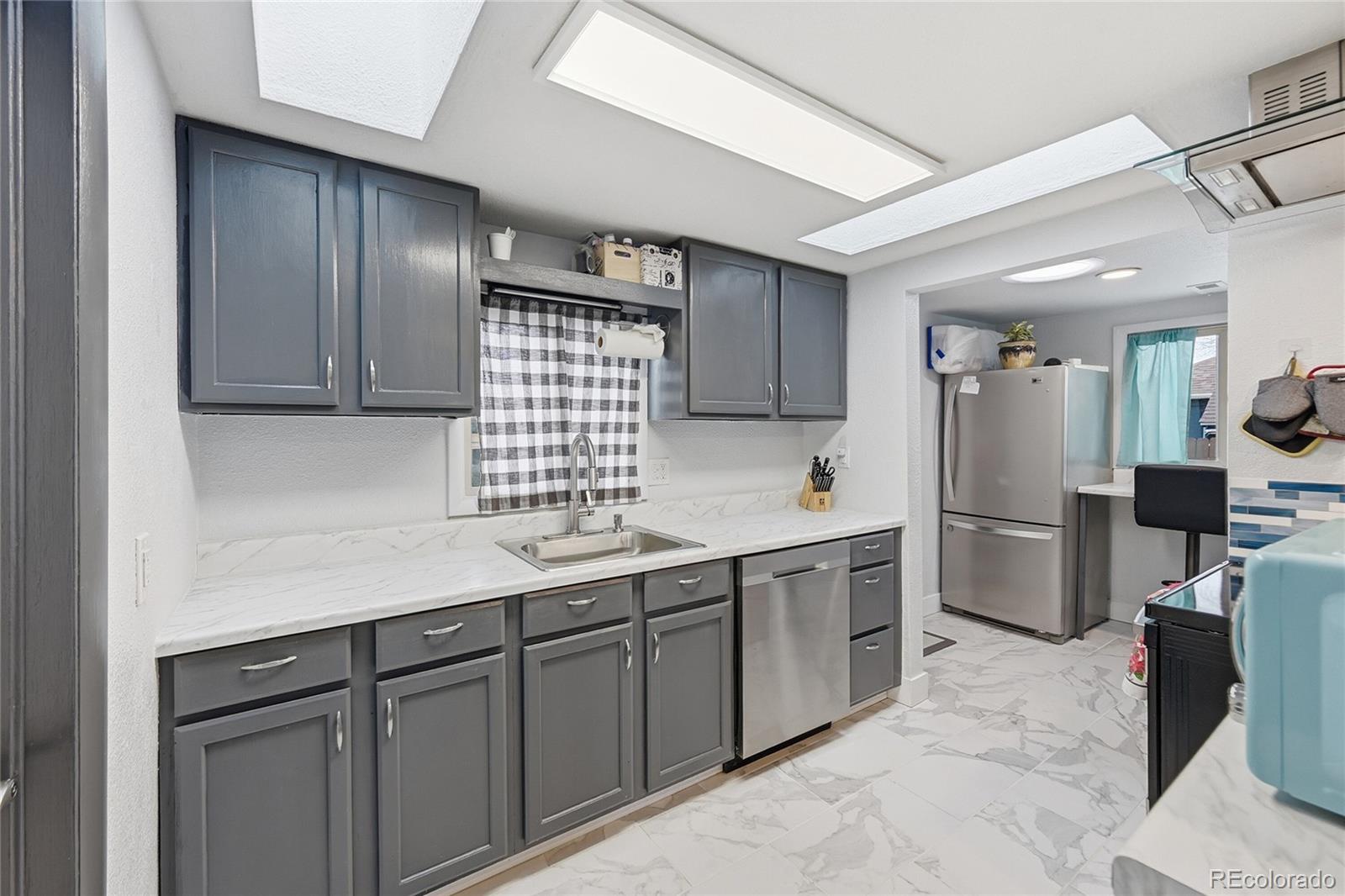 MLS Image #12 for 3460 s canosa court,englewood, Colorado