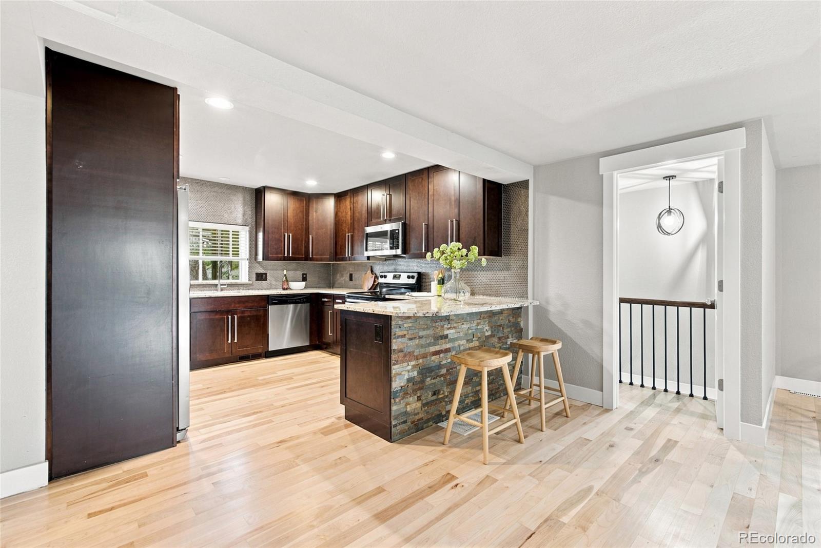 MLS Image #9 for 2085  fenton street,edgewater, Colorado