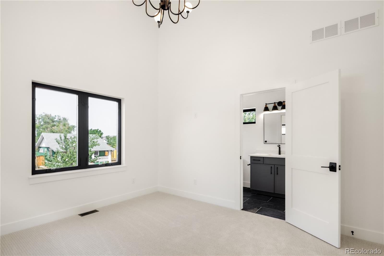 MLS Image #26 for 2274 s bannock street,denver, Colorado