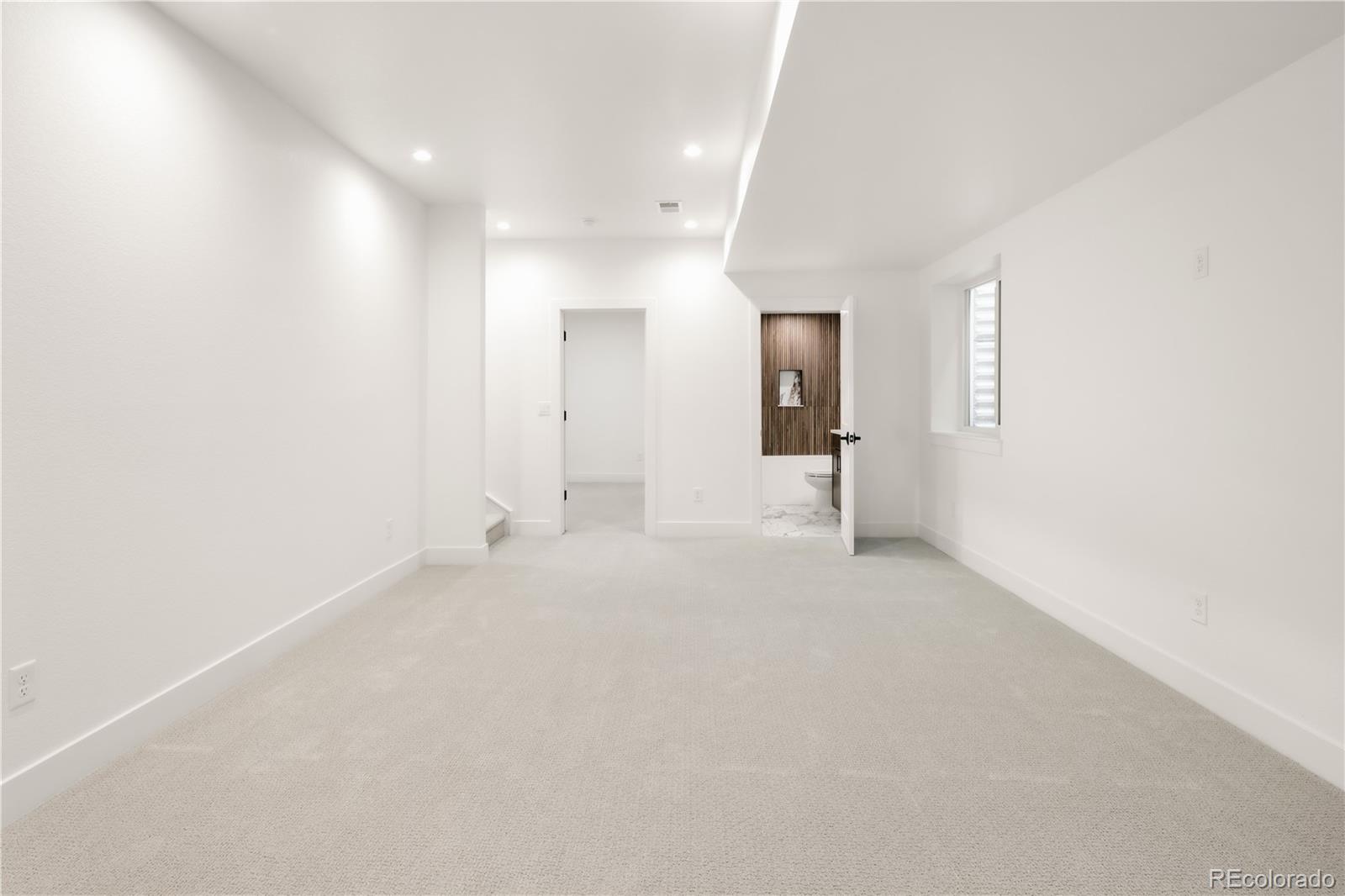 MLS Image #32 for 2274 s bannock street,denver, Colorado