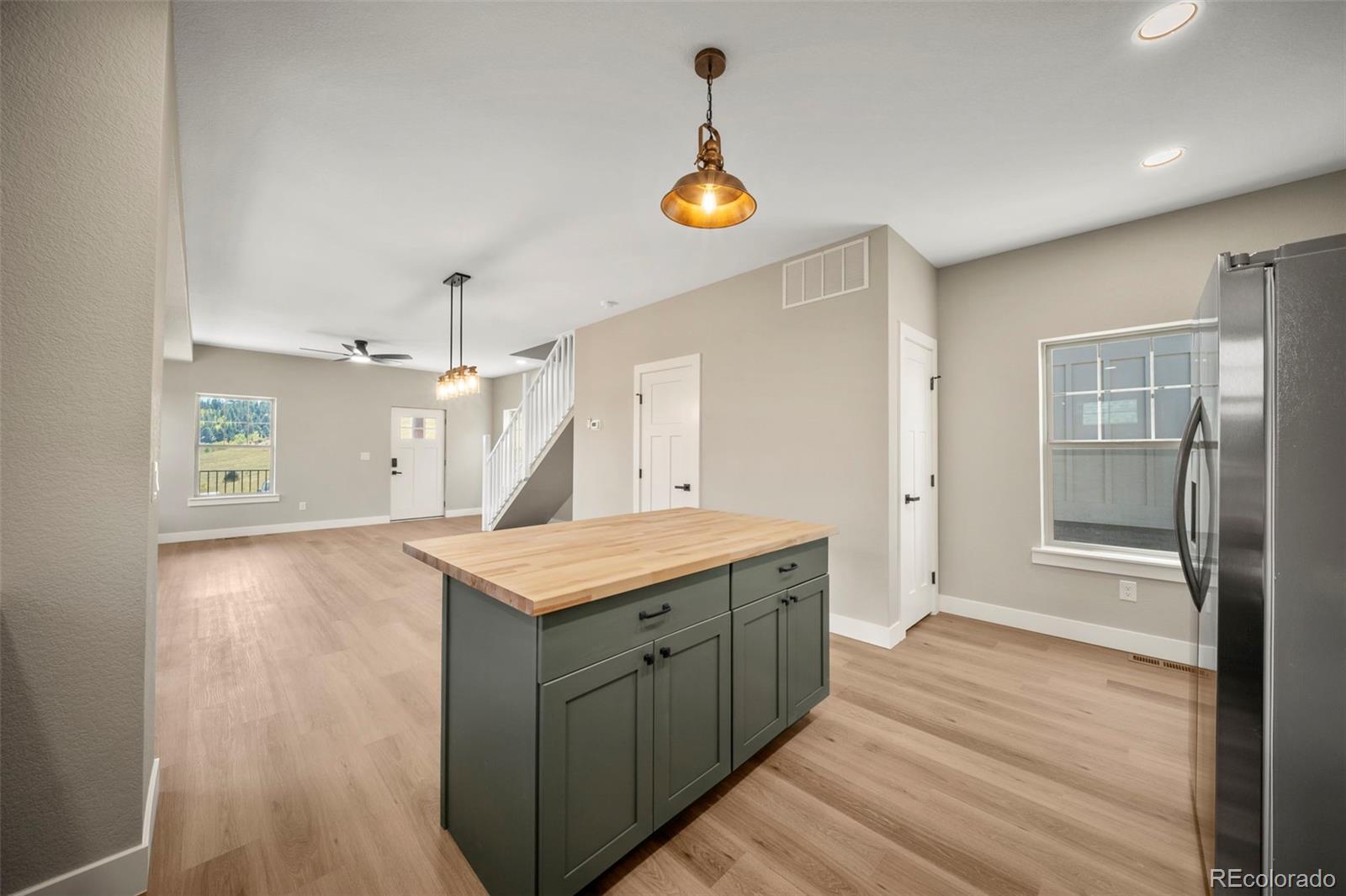 MLS Image #19 for 207 w womack avenue,cripple creek, Colorado