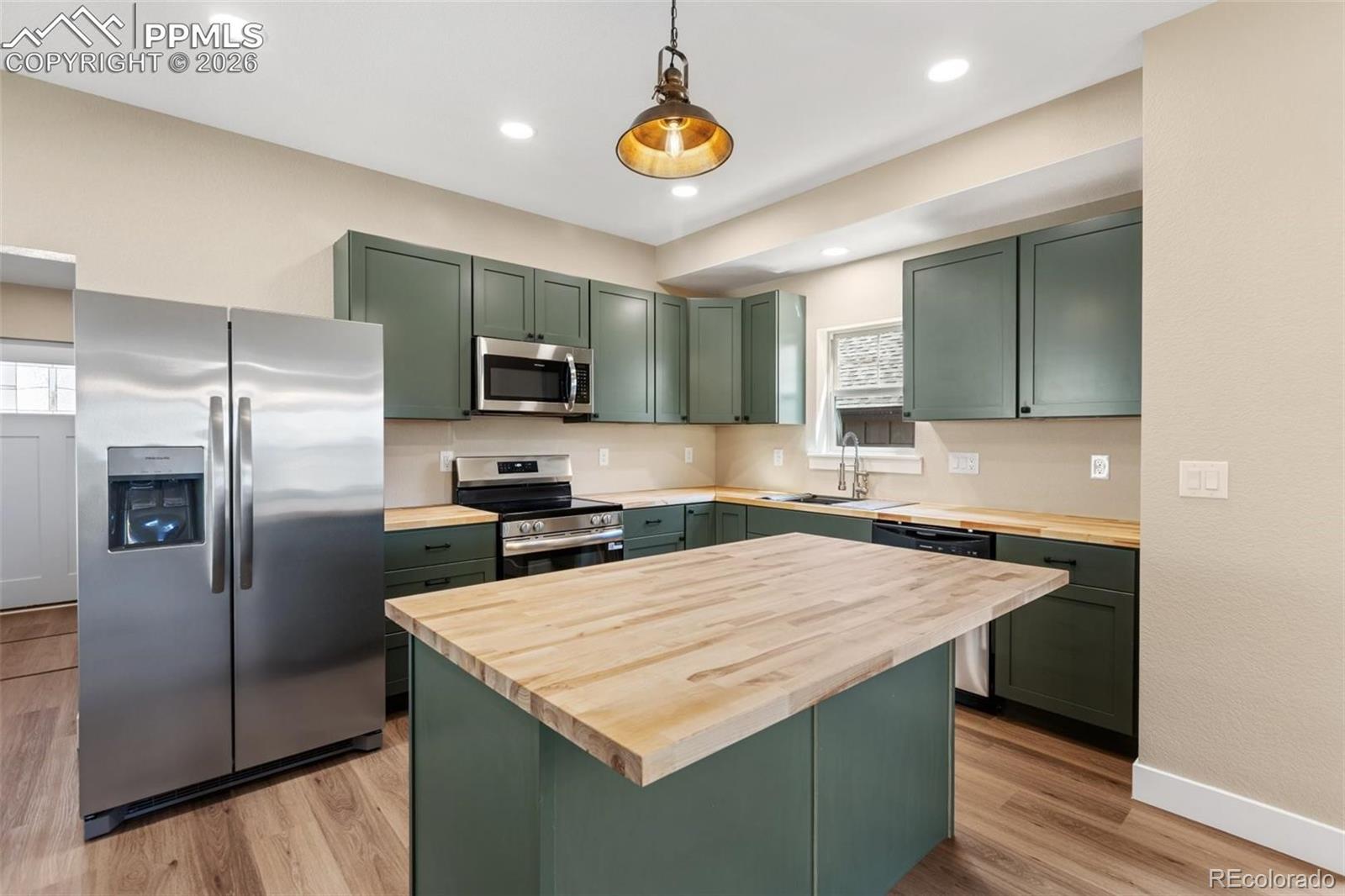 MLS Image #7 for 207 w womack avenue,cripple creek, Colorado