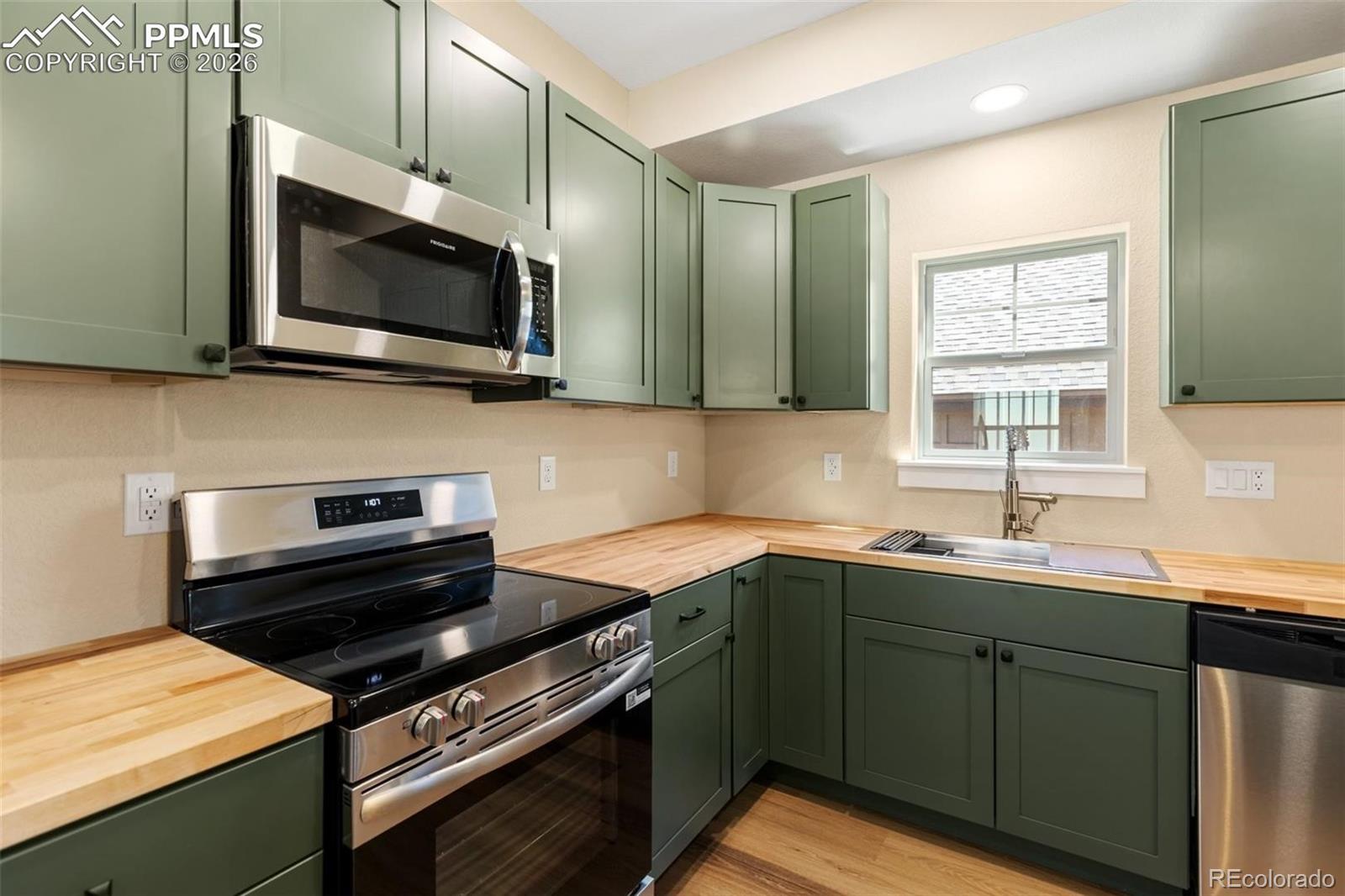 MLS Image #8 for 207 w womack avenue,cripple creek, Colorado