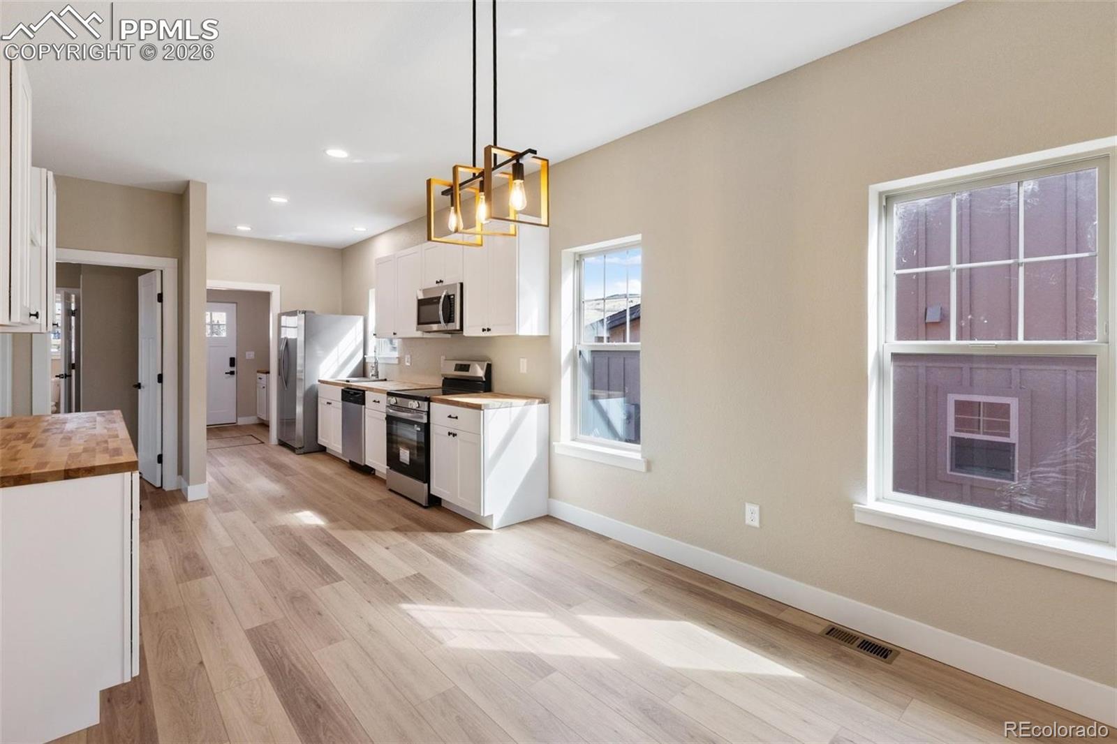 MLS Image #4 for 203 w womack avenue,cripple creek, Colorado