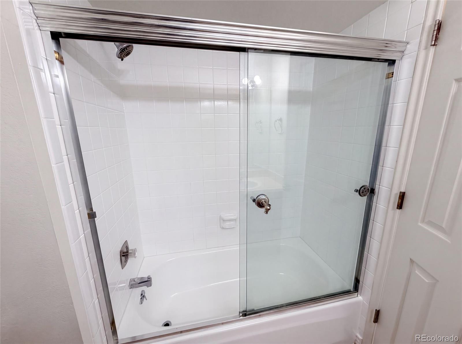 MLS Image #22 for 8273 w plymouth place,littleton, Colorado