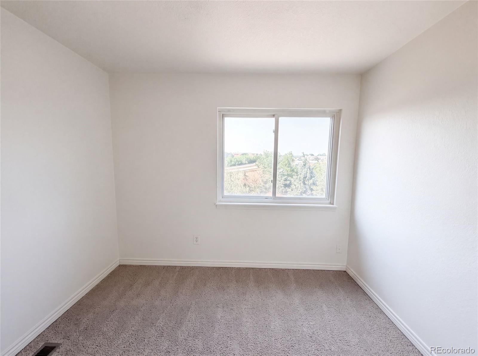 MLS Image #3 for 8273 w plymouth place,littleton, Colorado
