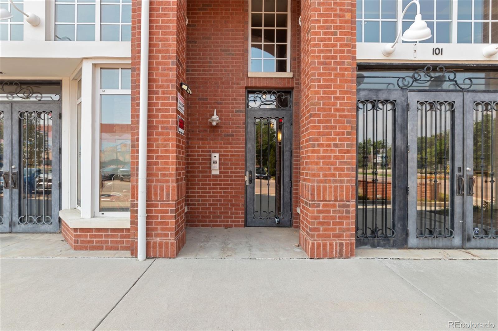 MLS Image #2 for 201 e las animas street,colorado springs, Colorado