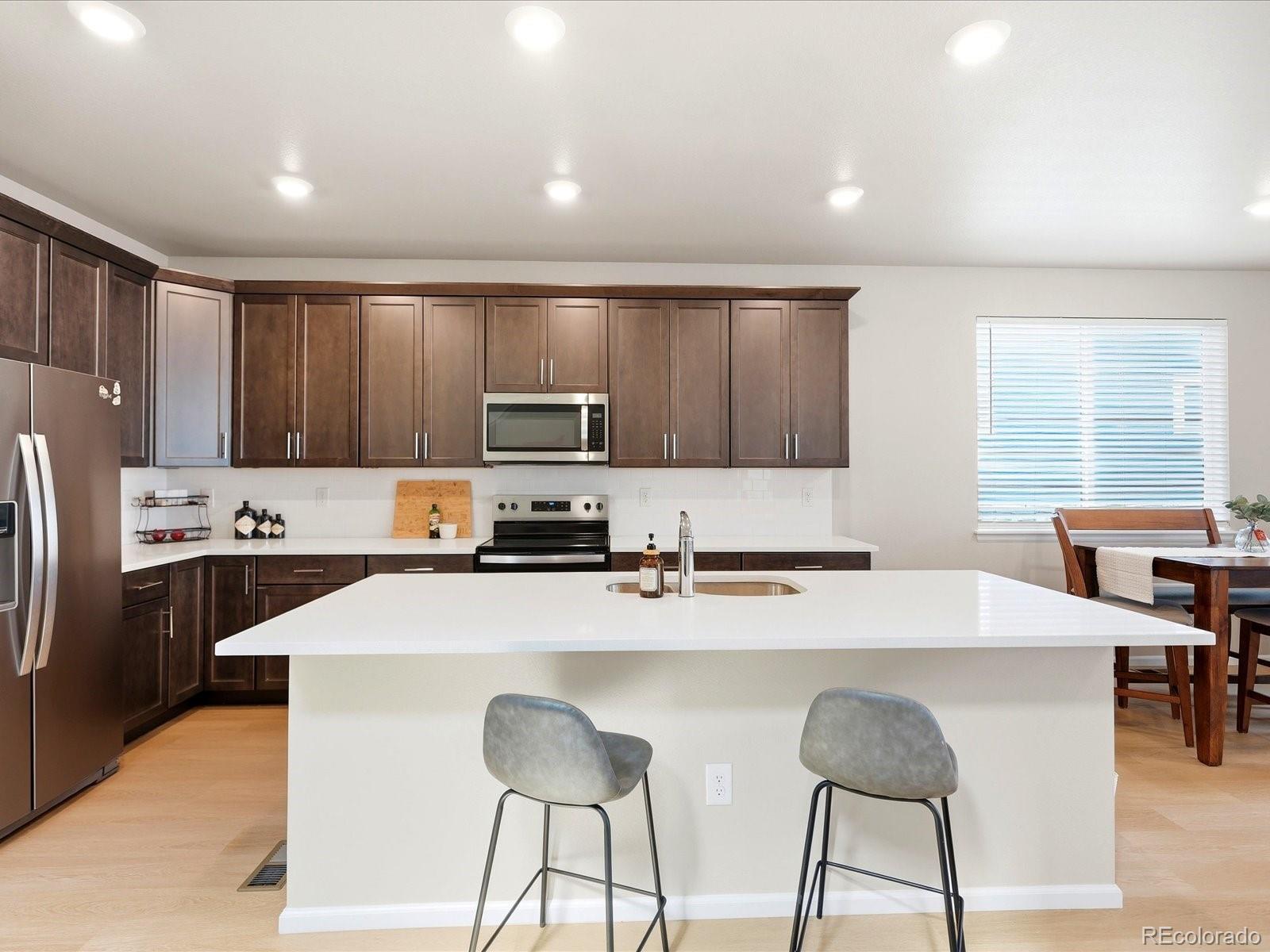 MLS Image #11 for 21239 e 62nd avenue,aurora, Colorado