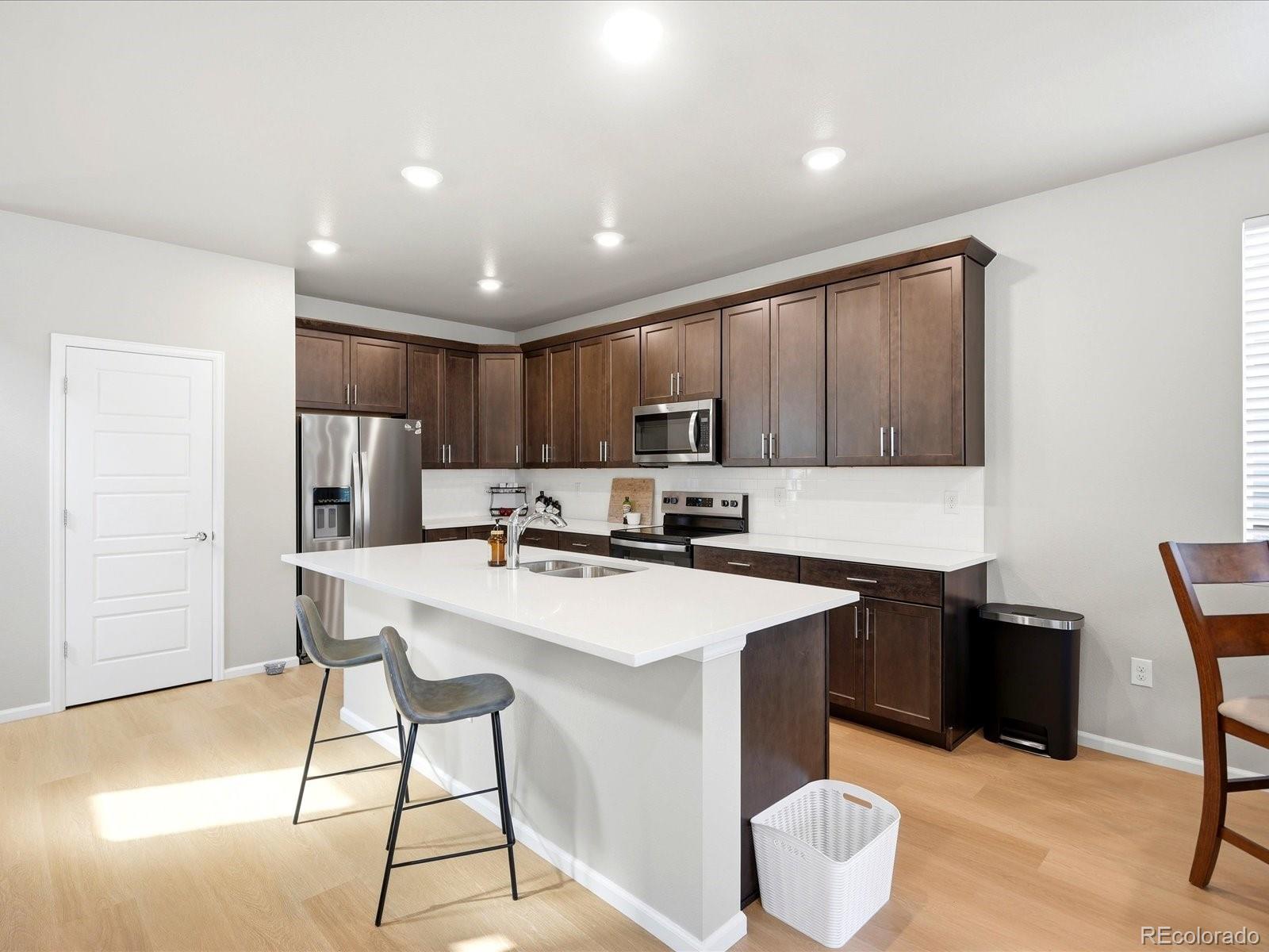 MLS Image #6 for 21239 e 62nd avenue,aurora, Colorado