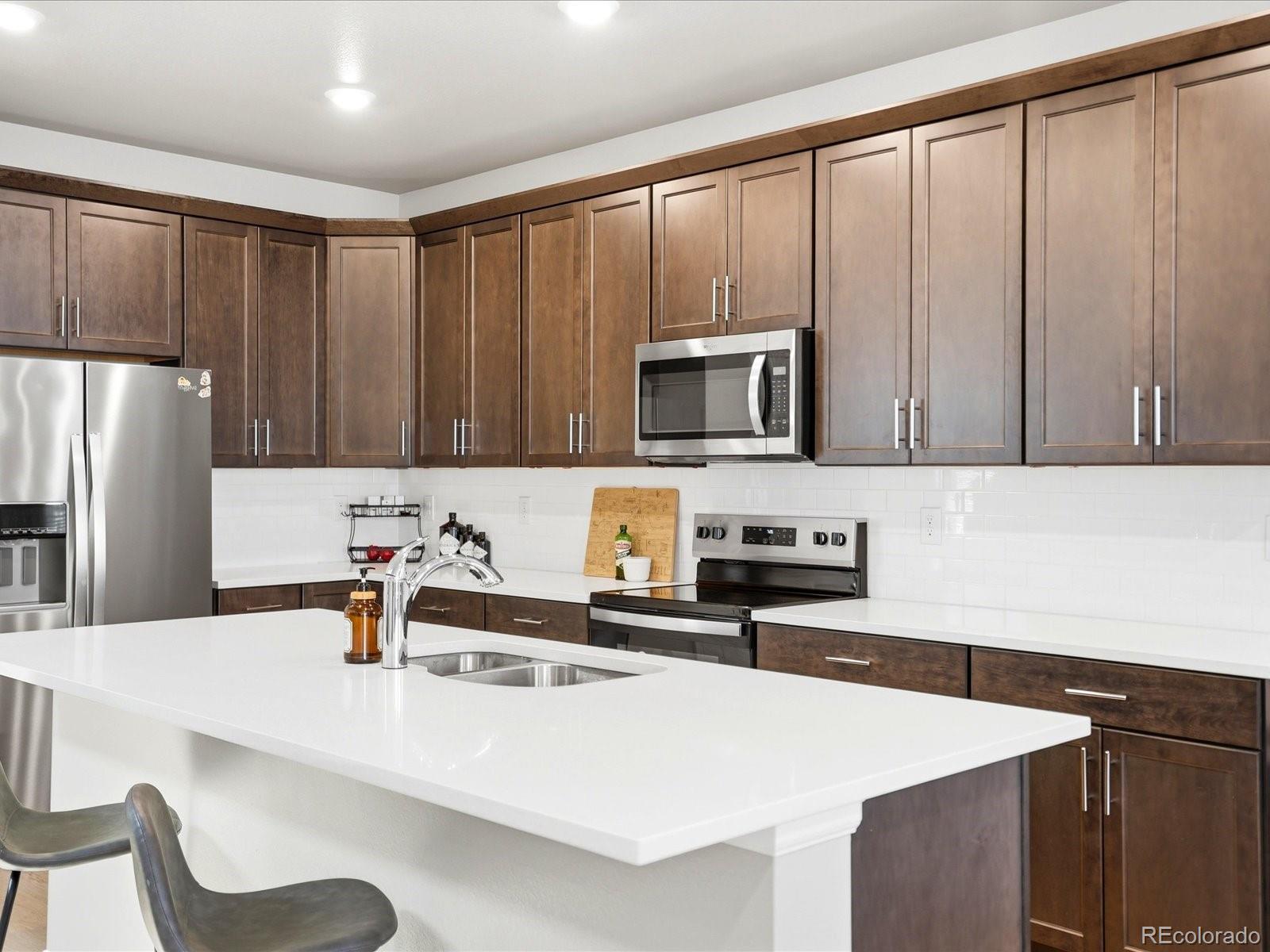 MLS Image #7 for 21239 e 62nd avenue,aurora, Colorado