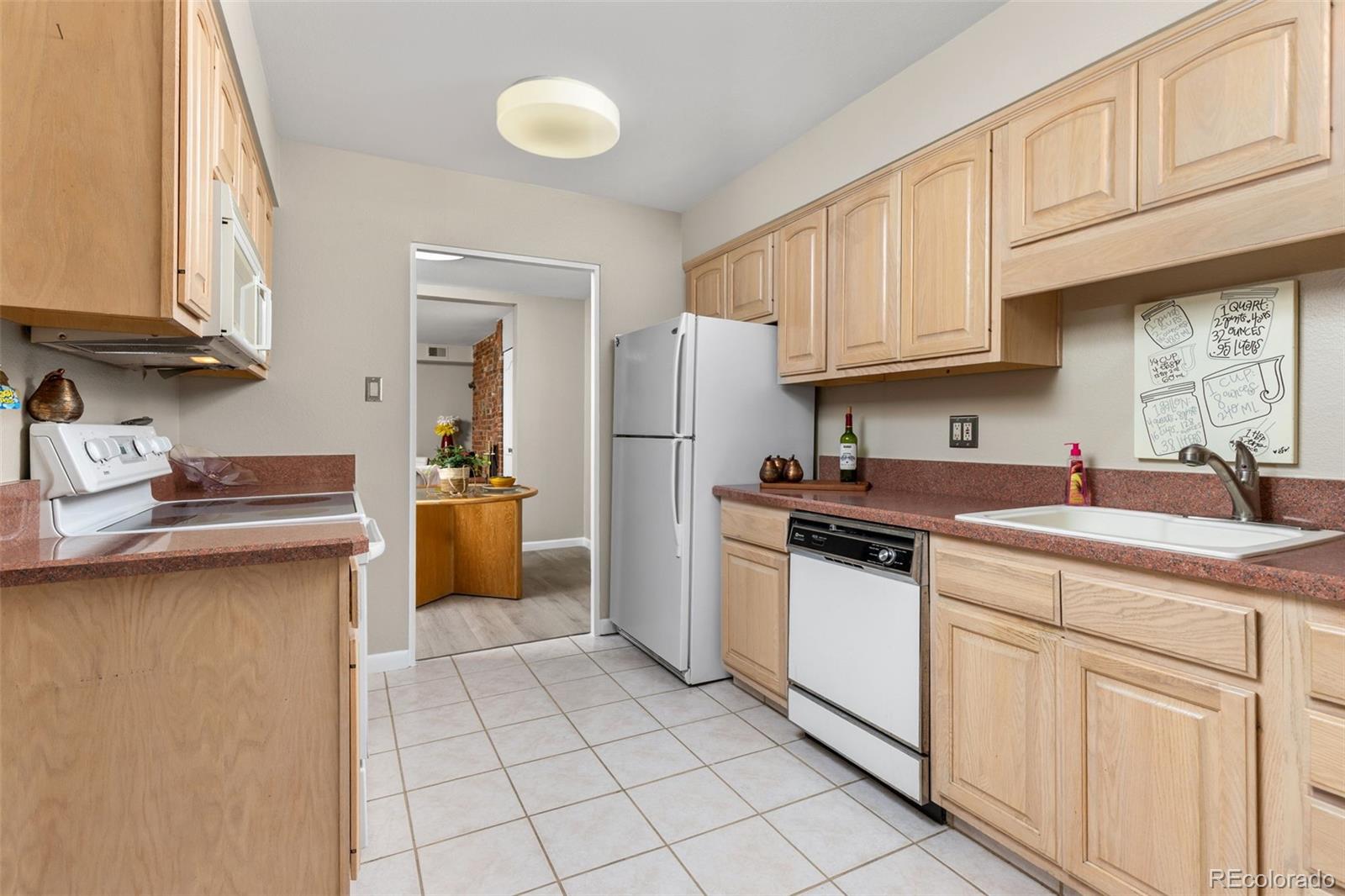 MLS Image #10 for 3534 s ivanhoe street,denver, Colorado