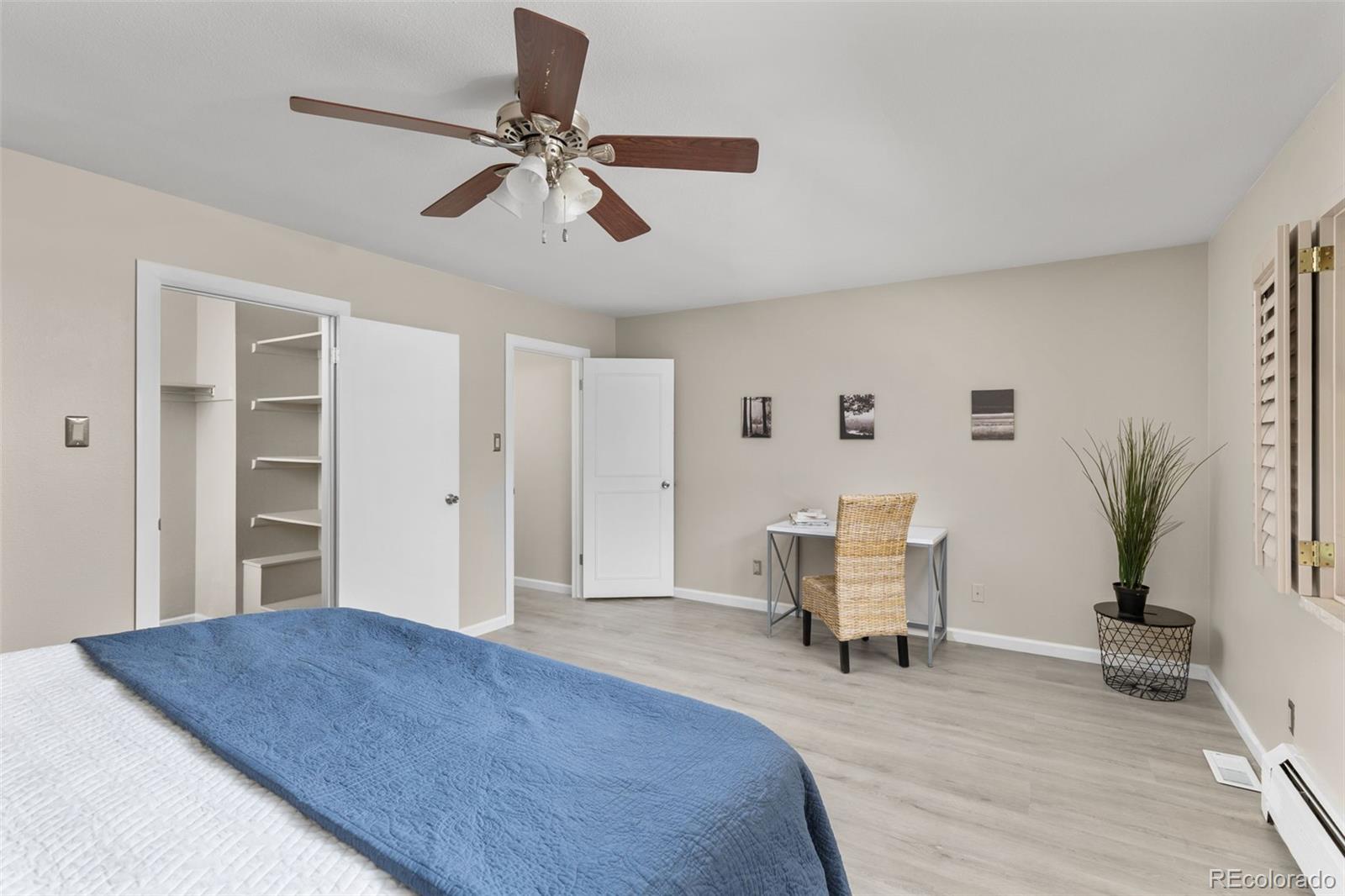 MLS Image #16 for 3534 s ivanhoe street,denver, Colorado