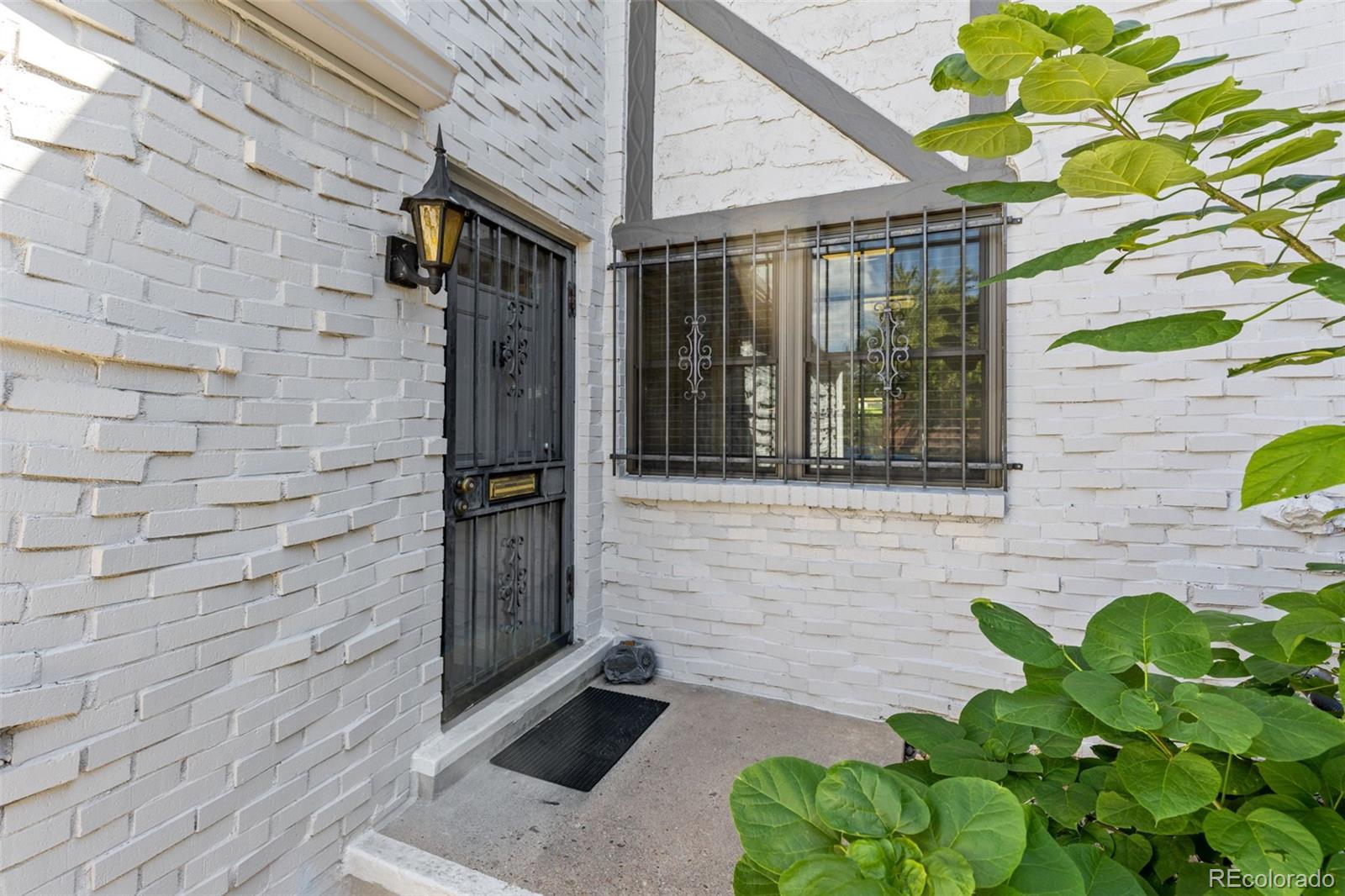 MLS Image #2 for 3534 s ivanhoe street,denver, Colorado