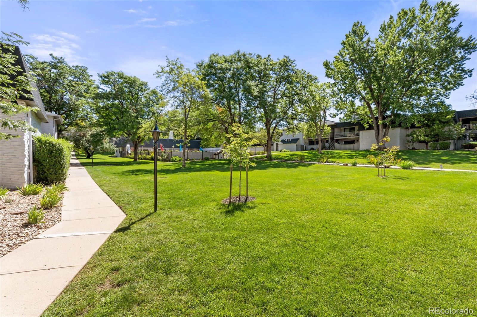 MLS Image #23 for 3534 s ivanhoe street,denver, Colorado