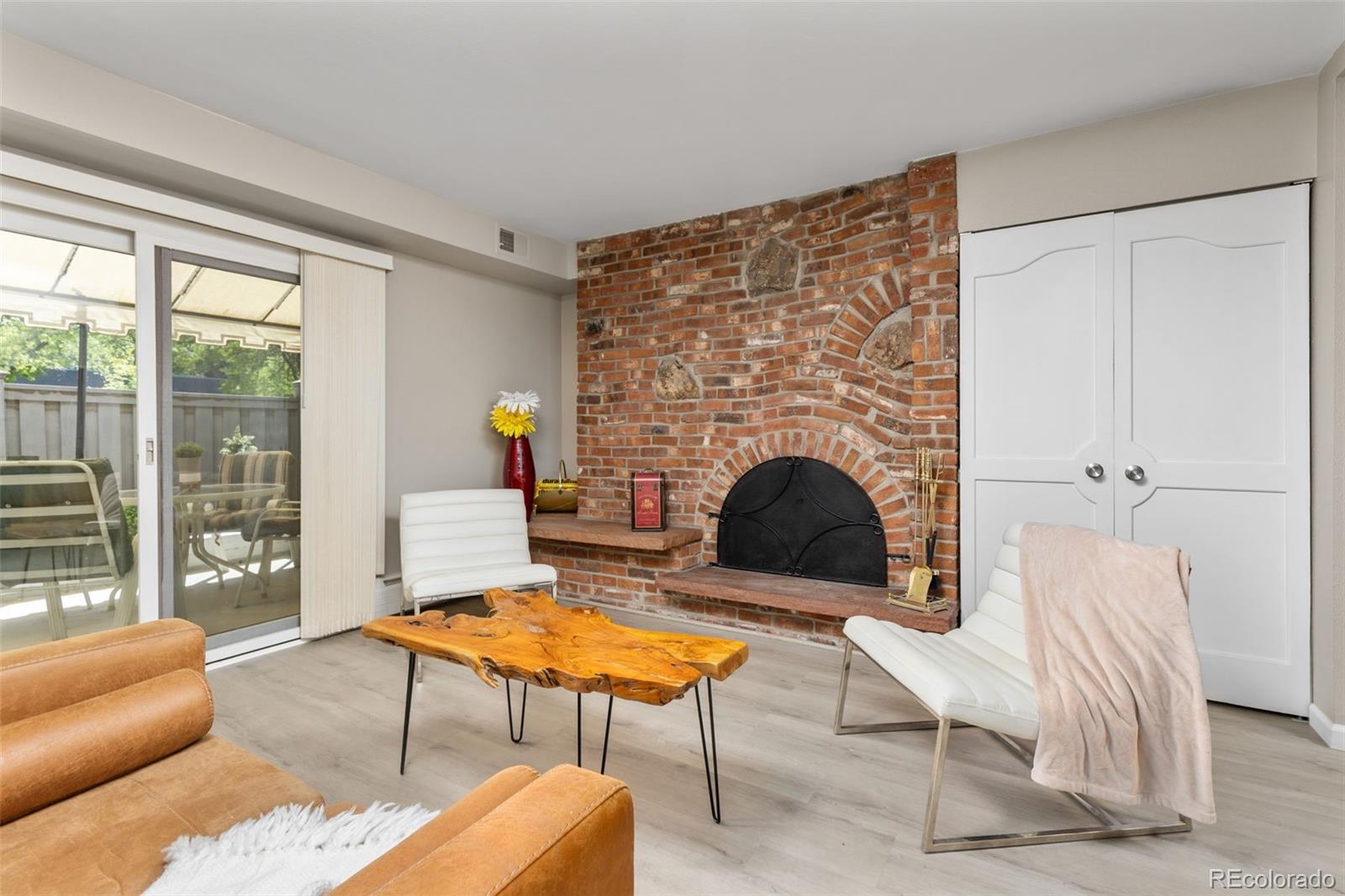 MLS Image #4 for 3534 s ivanhoe street,denver, Colorado