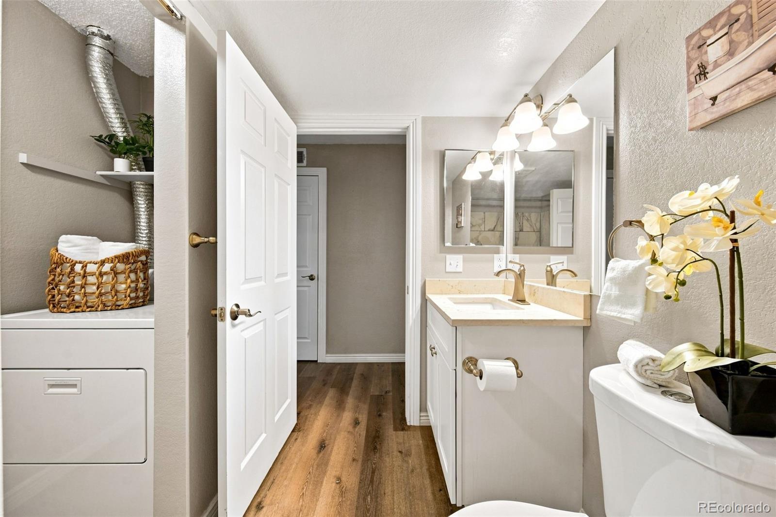MLS Image #25 for 12093 w cross drive,littleton, Colorado