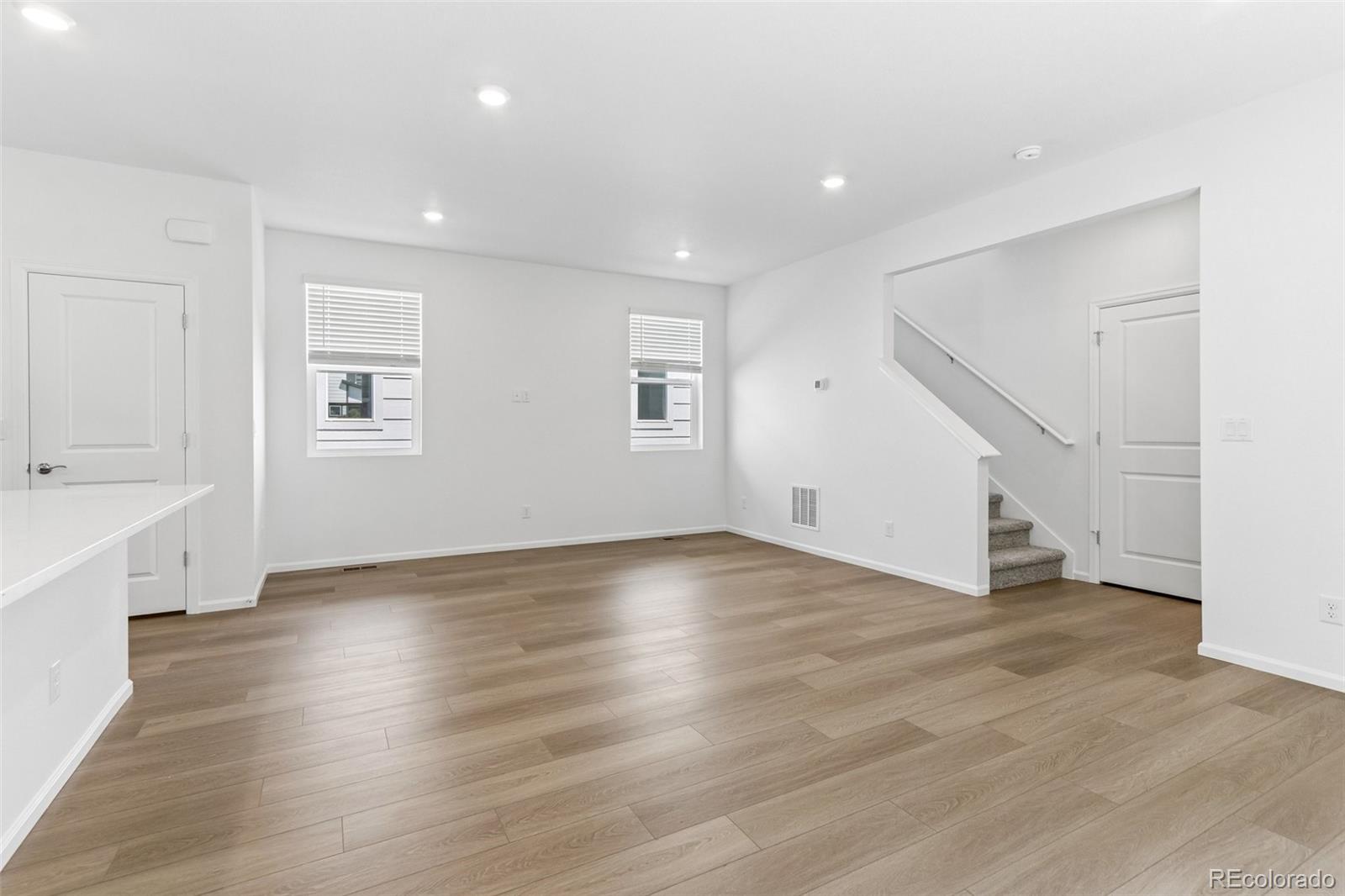 MLS Image #2 for 6184 n lisbon street,aurora, Colorado