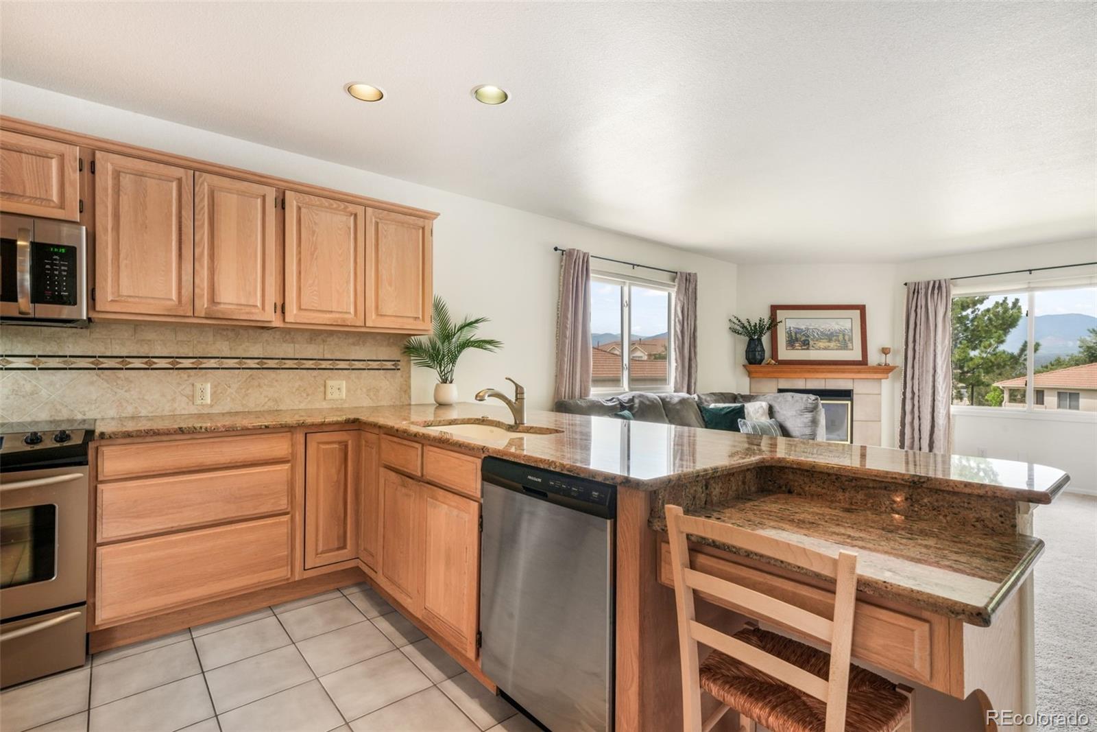 MLS Image #11 for 92  luxury lane,colorado springs, Colorado