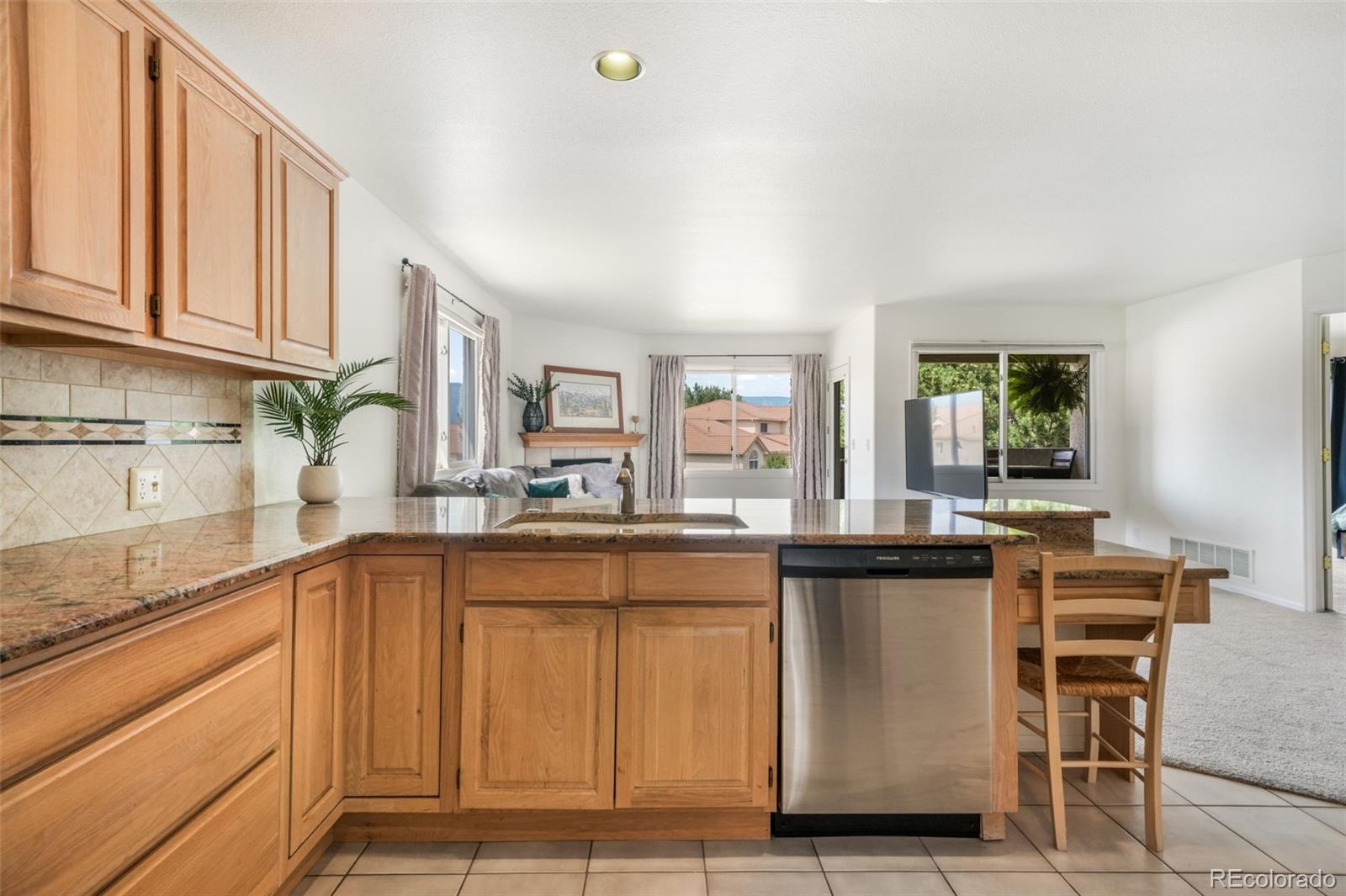 MLS Image #15 for 92  luxury lane,colorado springs, Colorado
