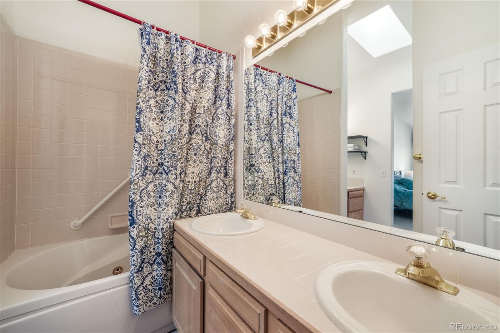 MLS Image #32 for 92  luxury lane,colorado springs, Colorado