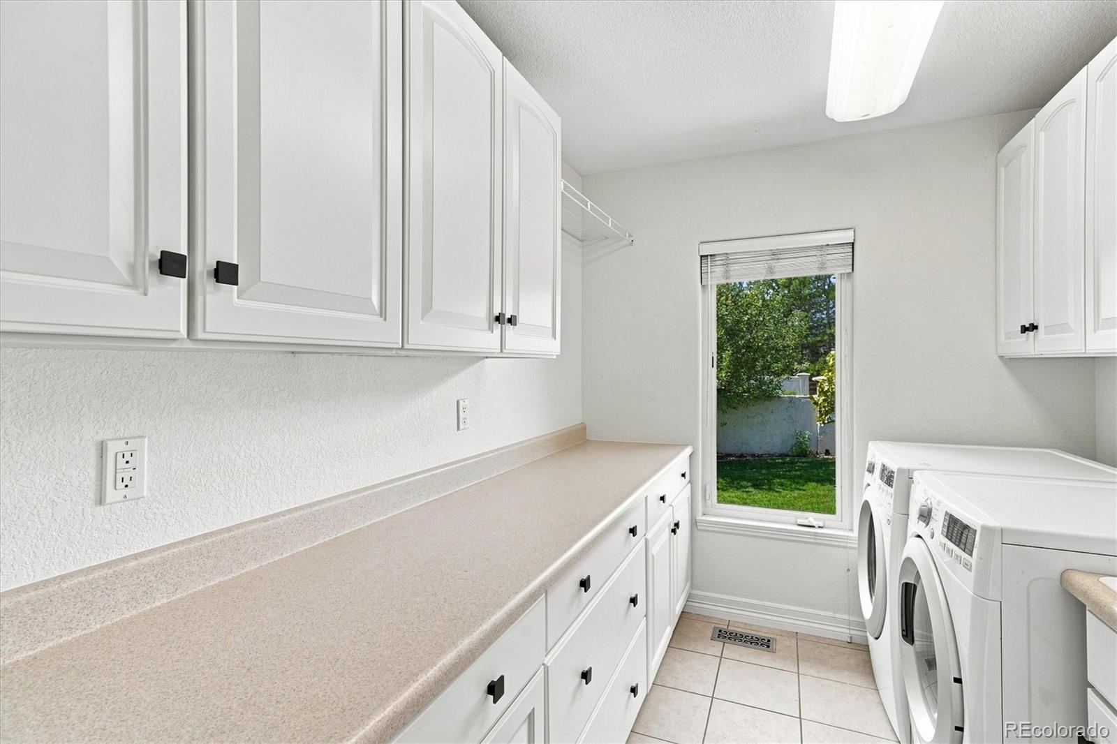 MLS Image #18 for 5723 s benton way,littleton, Colorado