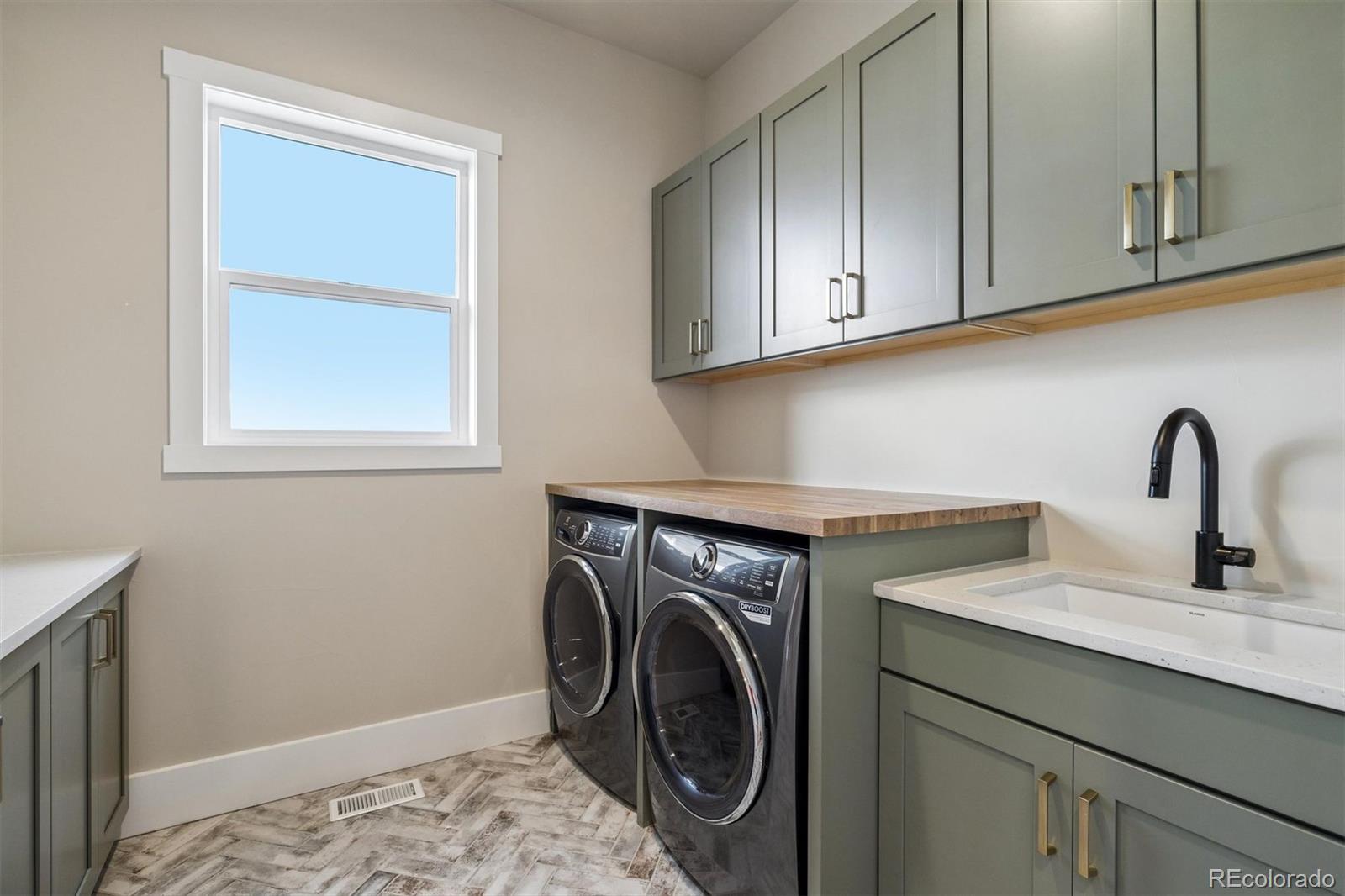 MLS Image #3 for 39451  congress lane,elizabeth, Colorado
