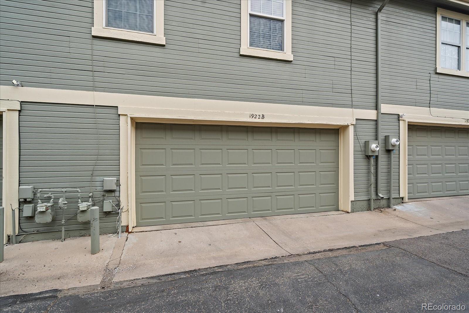 MLS Image #24 for 1922 s hannibal court,aurora, Colorado