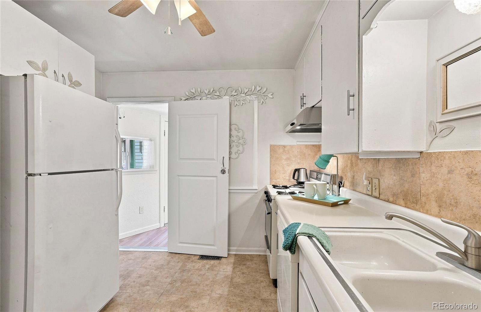 MLS Image #19 for 465  winona court,denver, Colorado