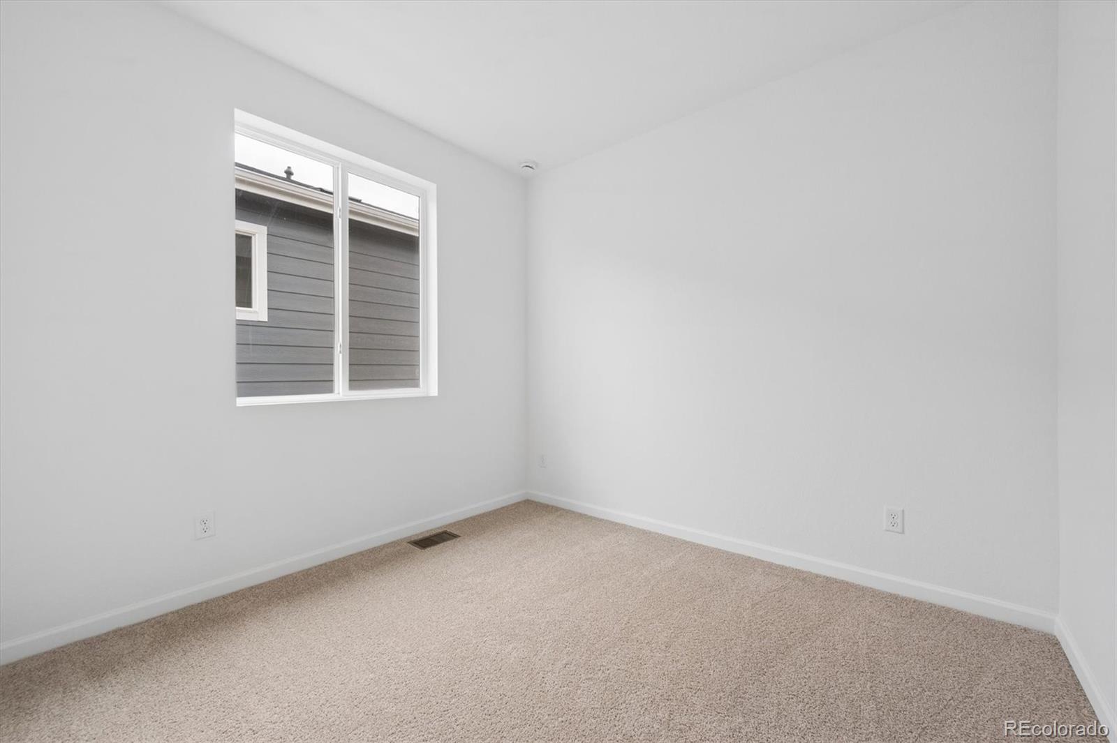 MLS Image #12 for 24121 e 30th place,aurora, Colorado