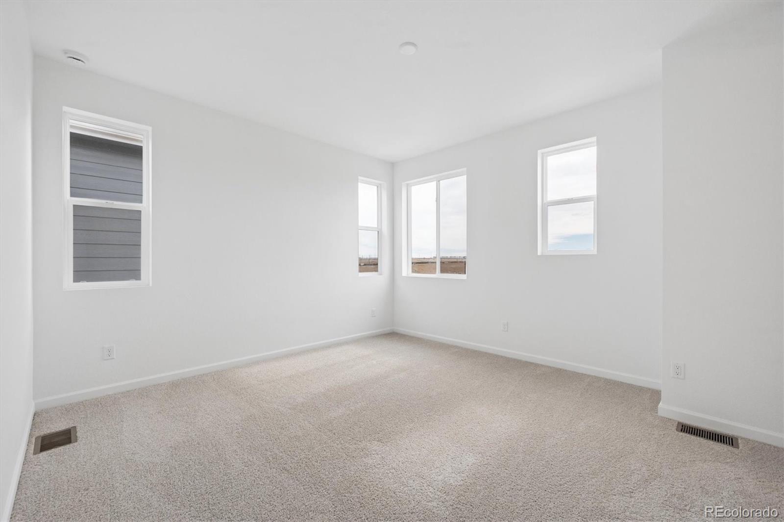 MLS Image #13 for 24121 e 30th place,aurora, Colorado