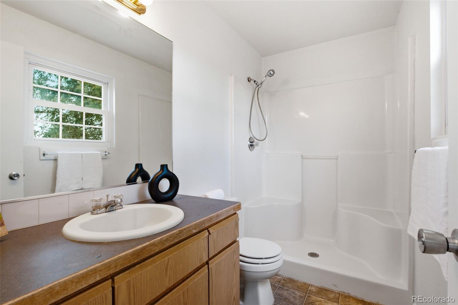 MLS Image #11 for 2417  bearwood avenue,greeley, Colorado