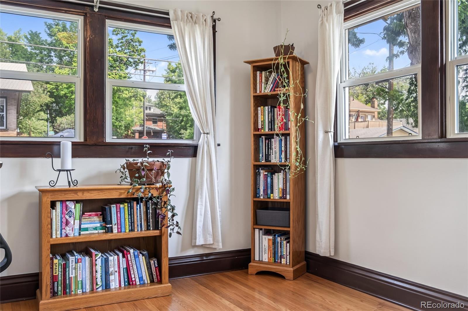 MLS Image #20 for 392 s clarkson street,denver, Colorado