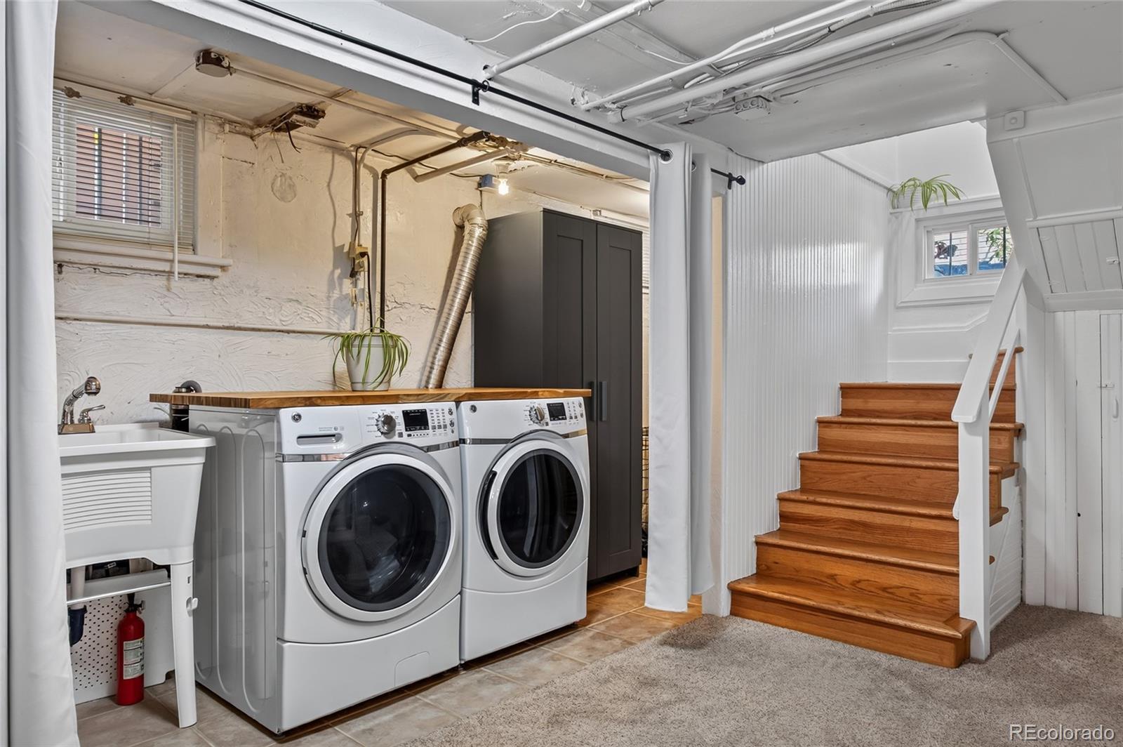MLS Image #22 for 392 s clarkson street,denver, Colorado